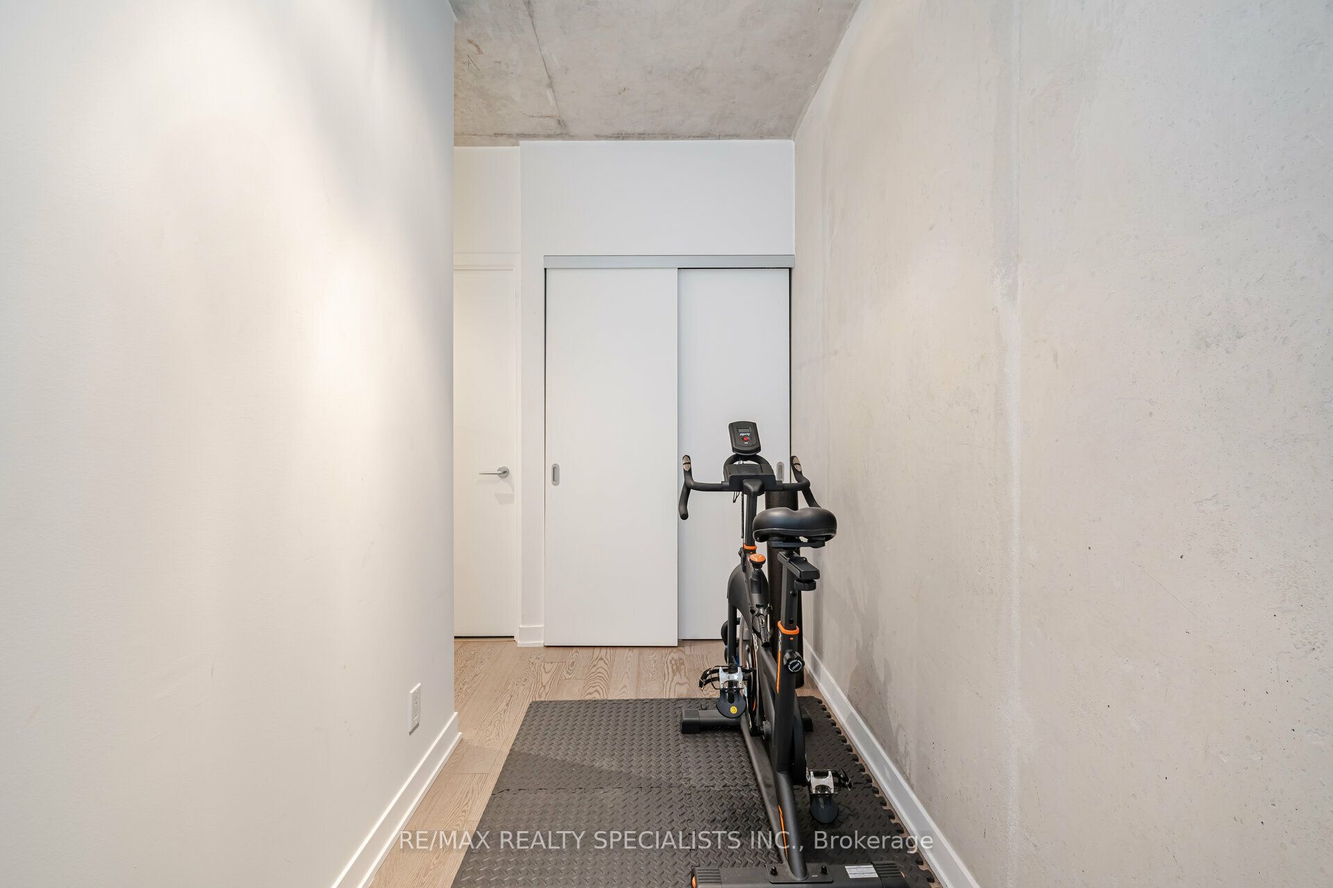 318 King Street E, #318