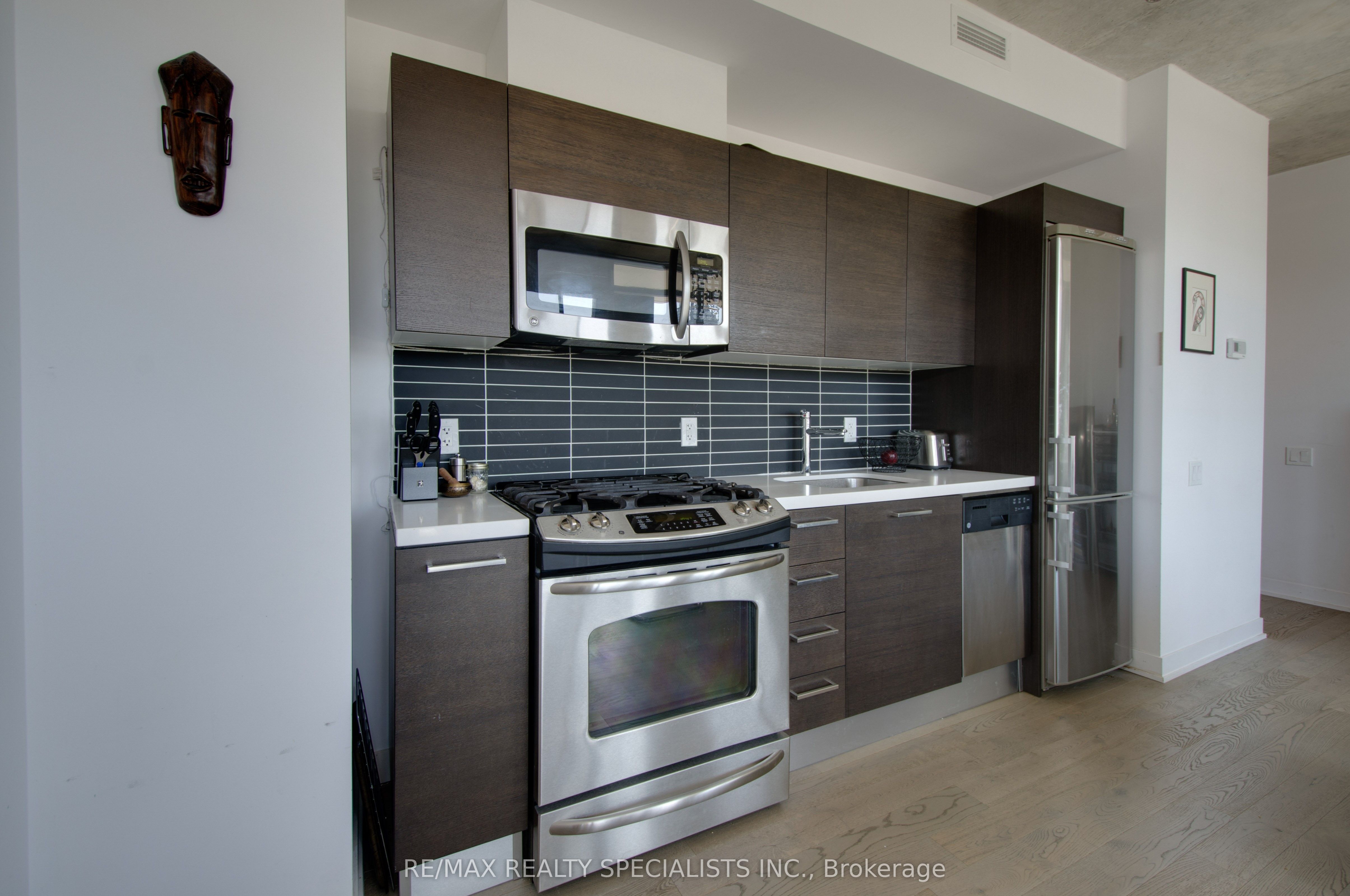 318 King Street E, #318