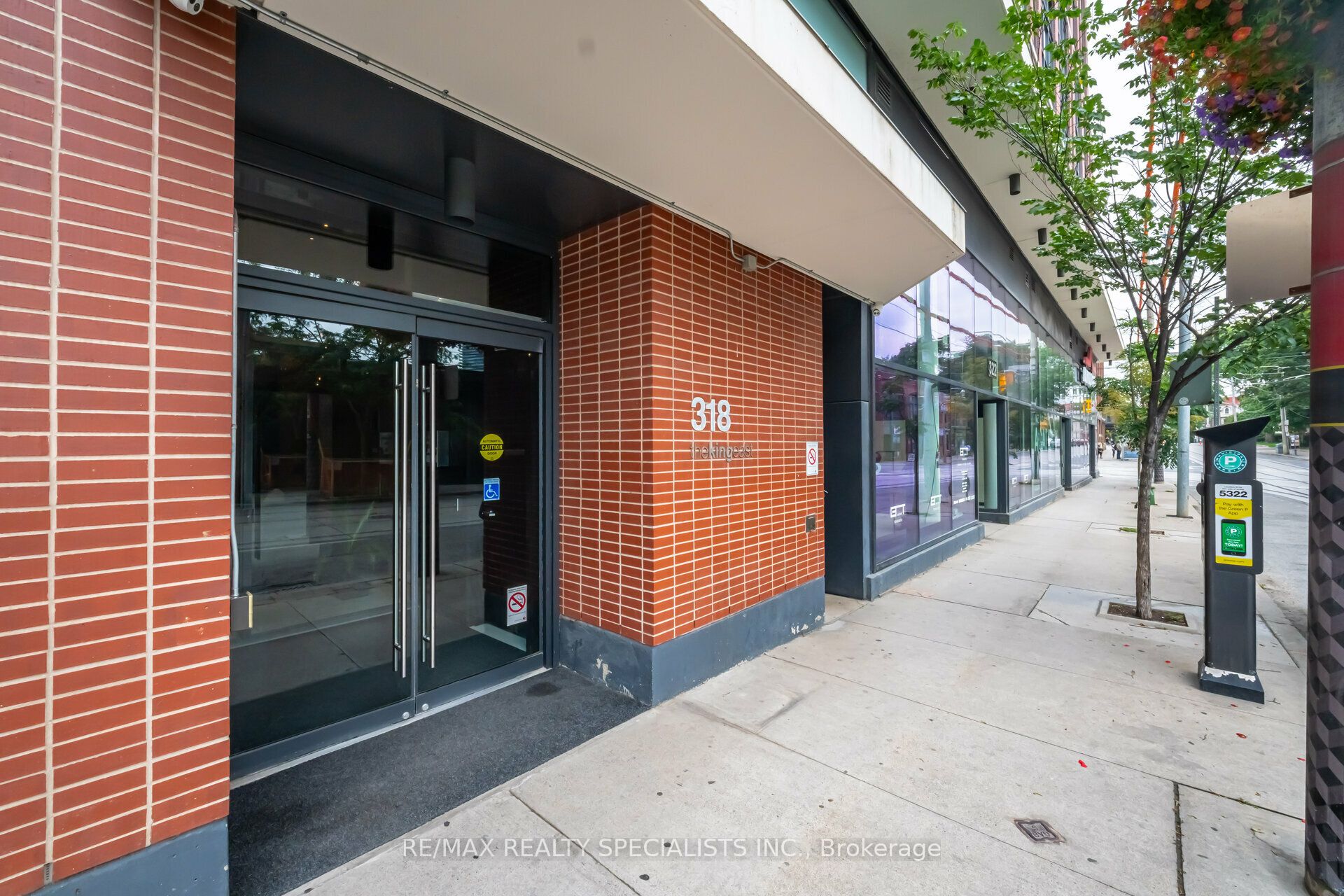318 King Street E, #318