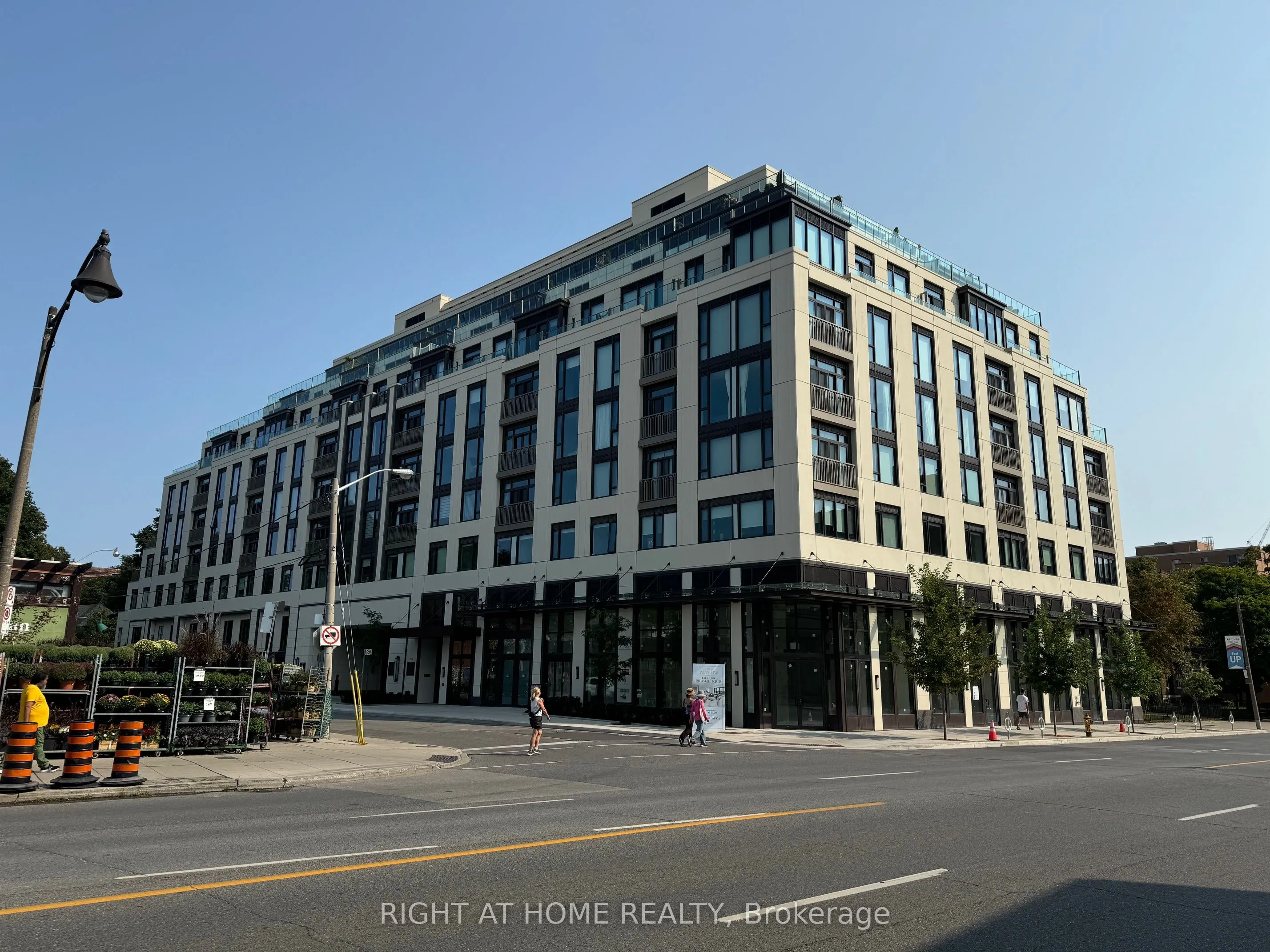 3 Strathgowan Avenue, #323