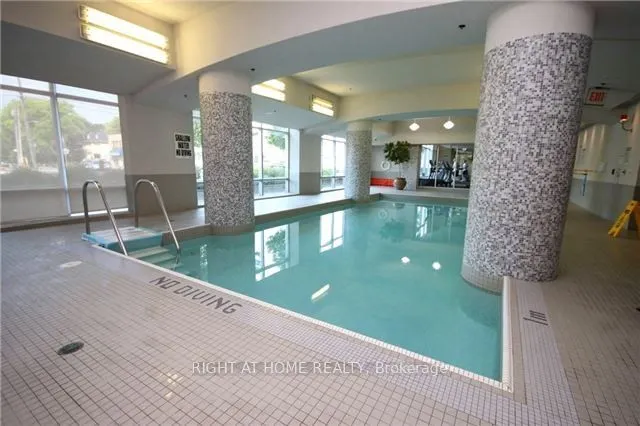 16 Harrison Garden Boulevard, #406