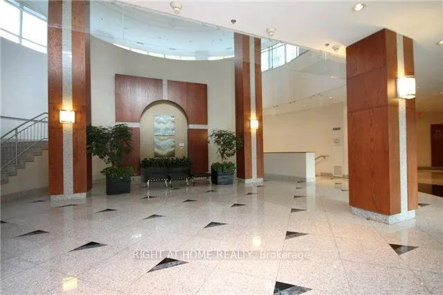 16 Harrison Garden Boulevard, #406