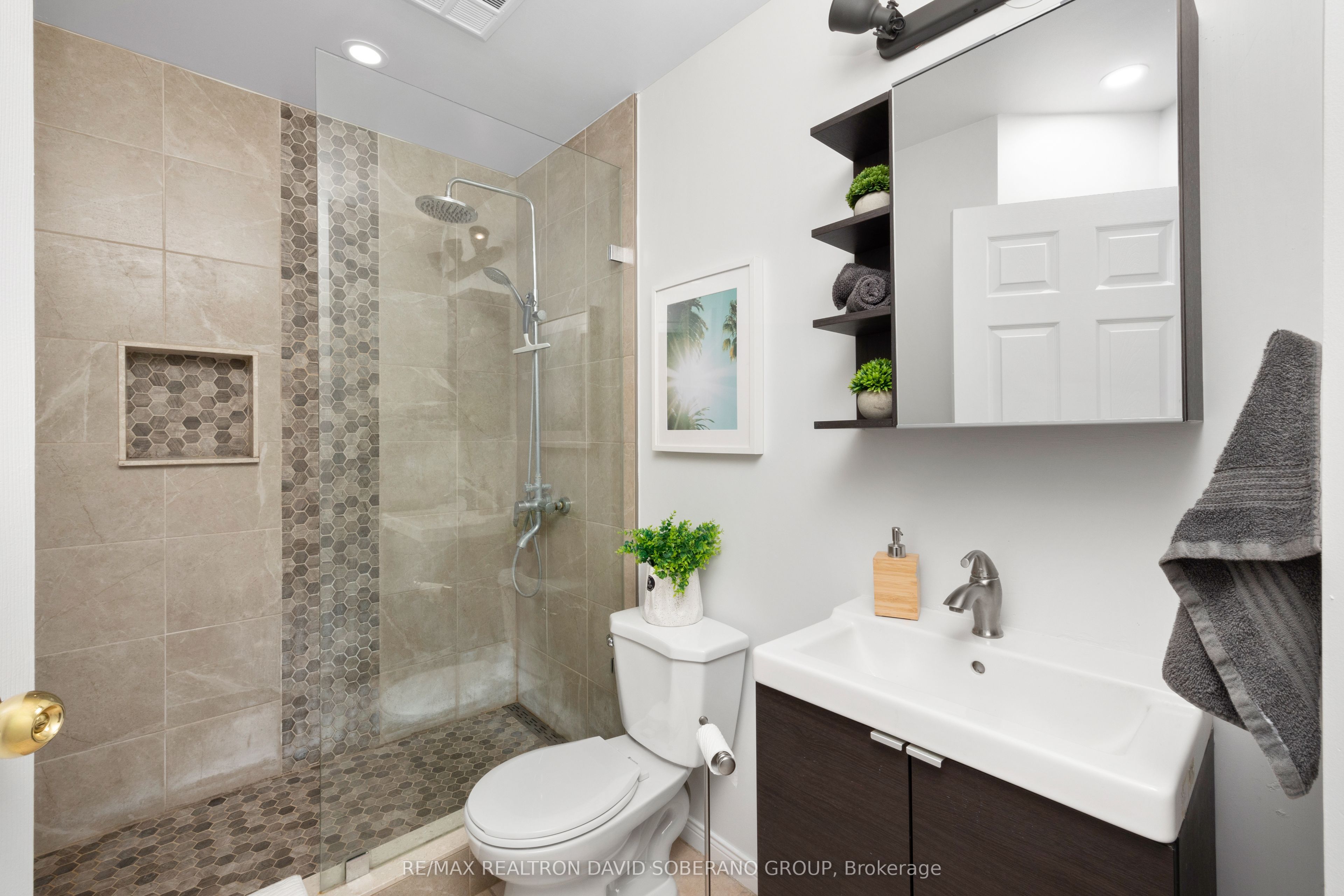 778 Sheppard Avenue W, #306