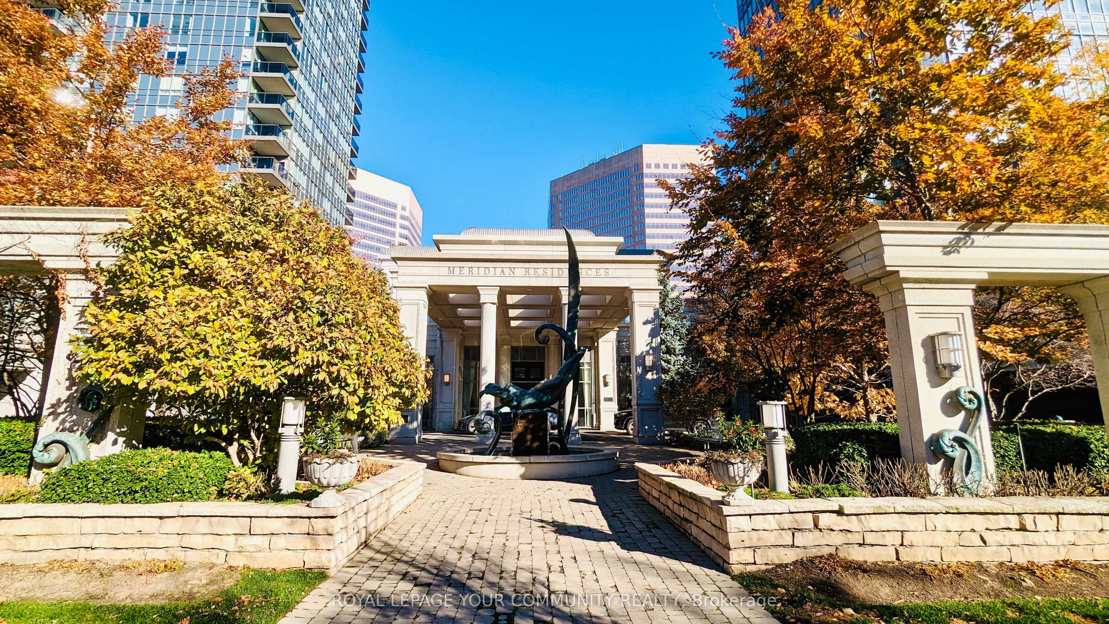25 Greenview Avenue #325