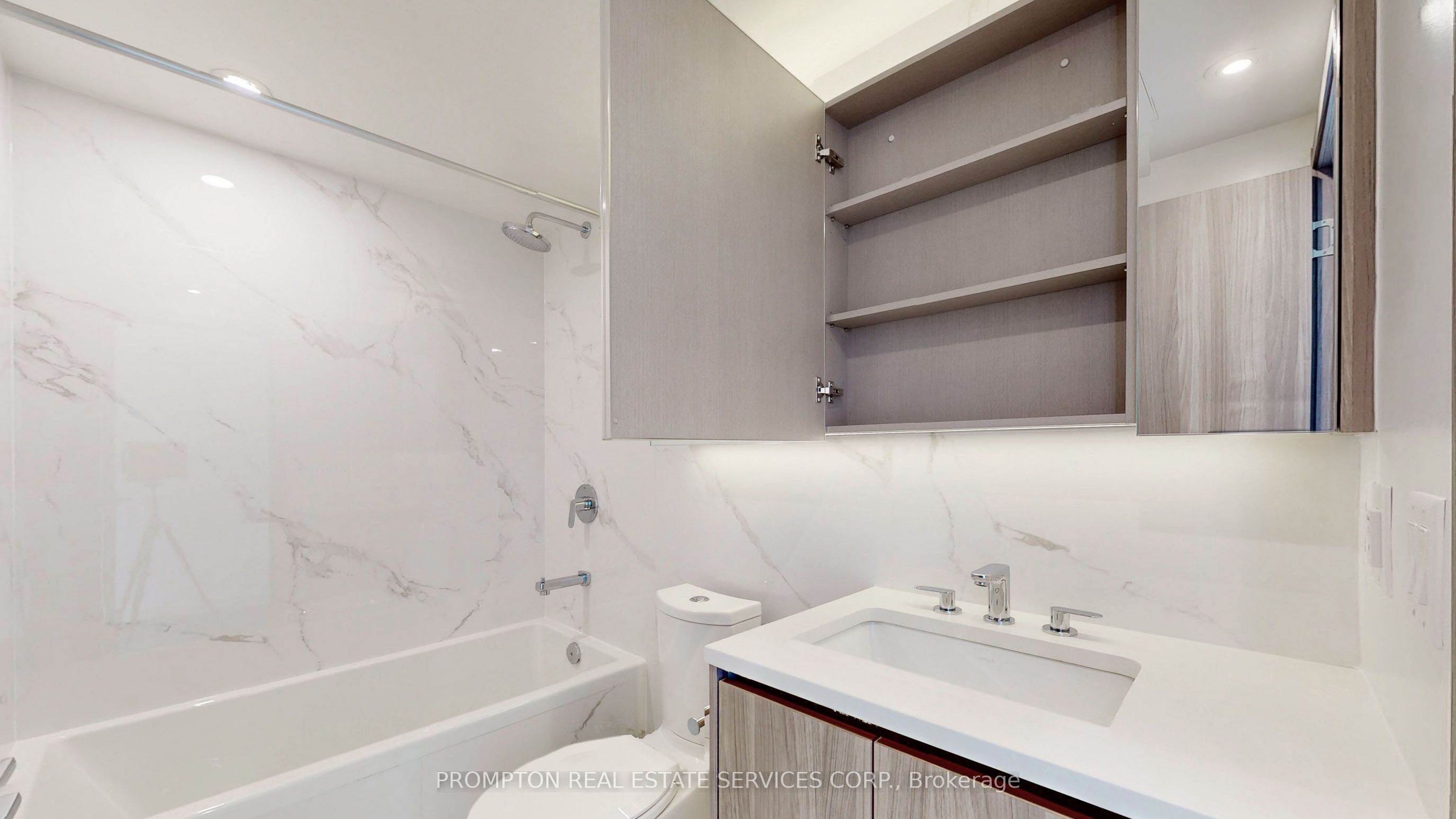 95 McMahon Drive, #3708