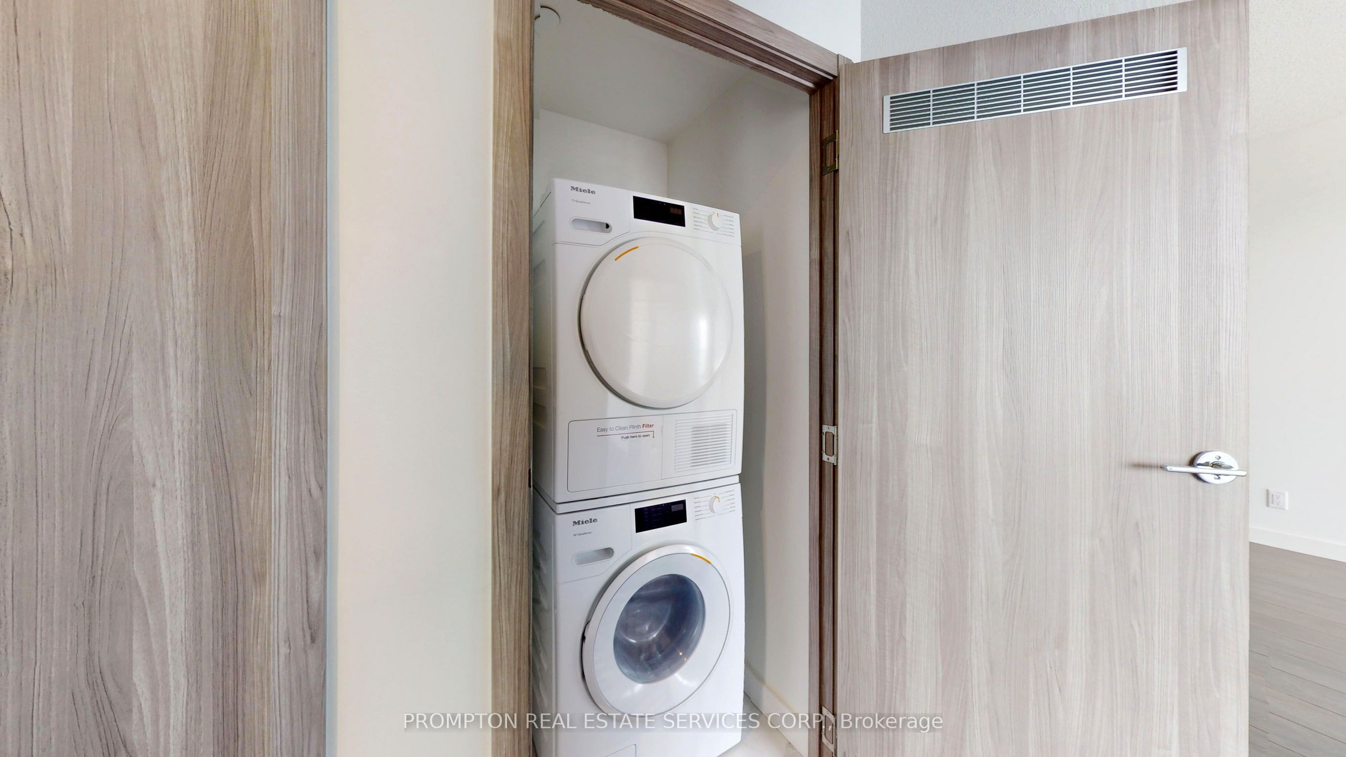 95 McMahon Drive, #3708