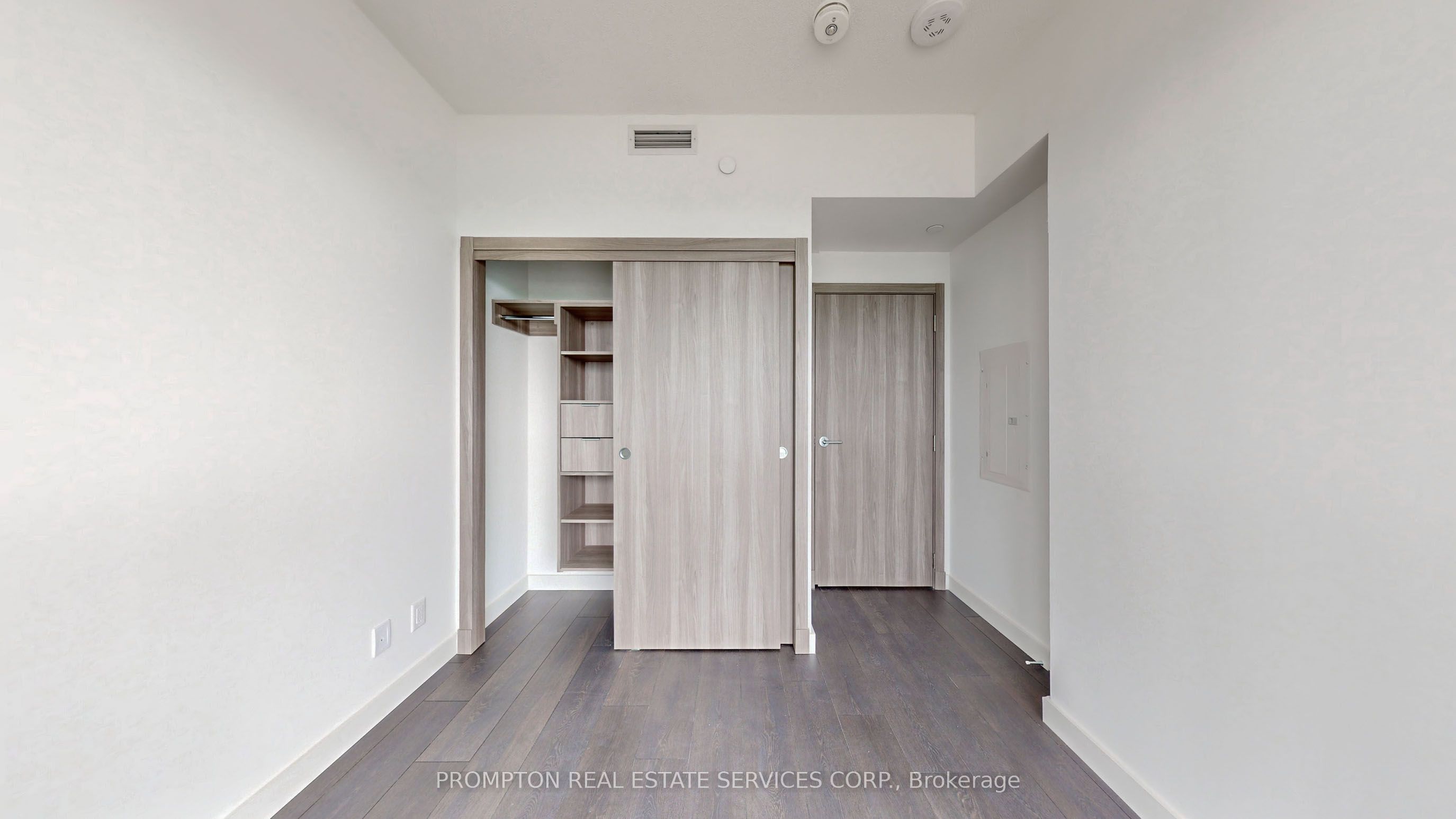 95 McMahon Drive, #3708