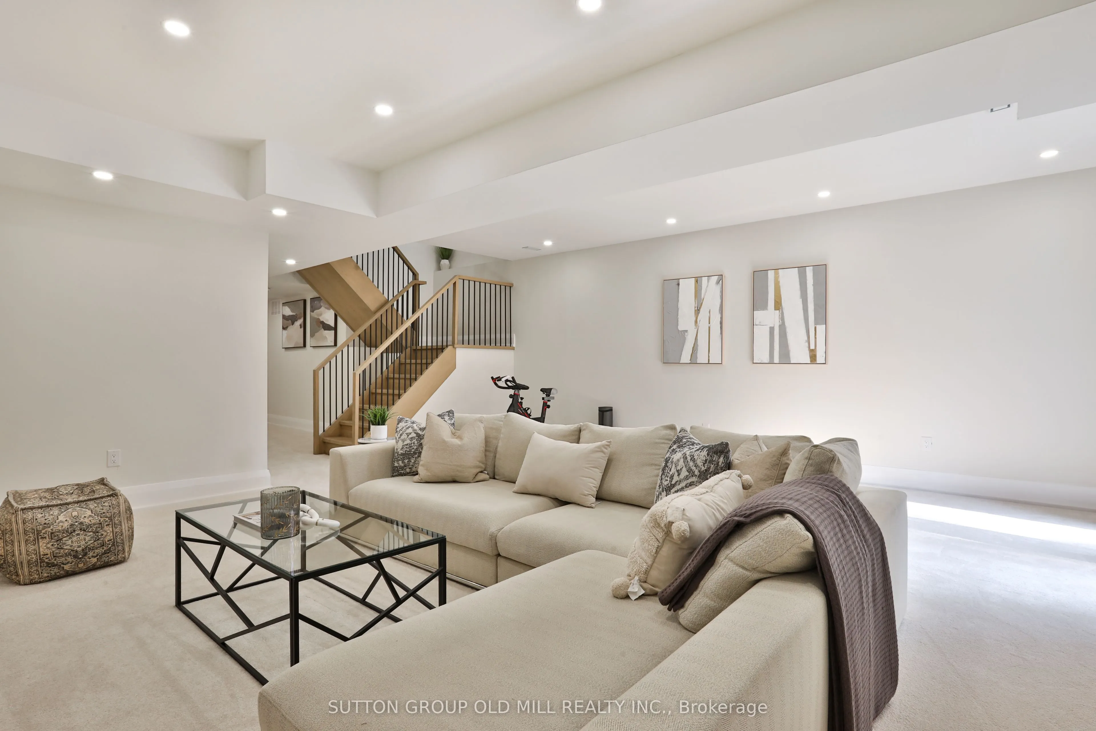 303 Ridley Boulevard