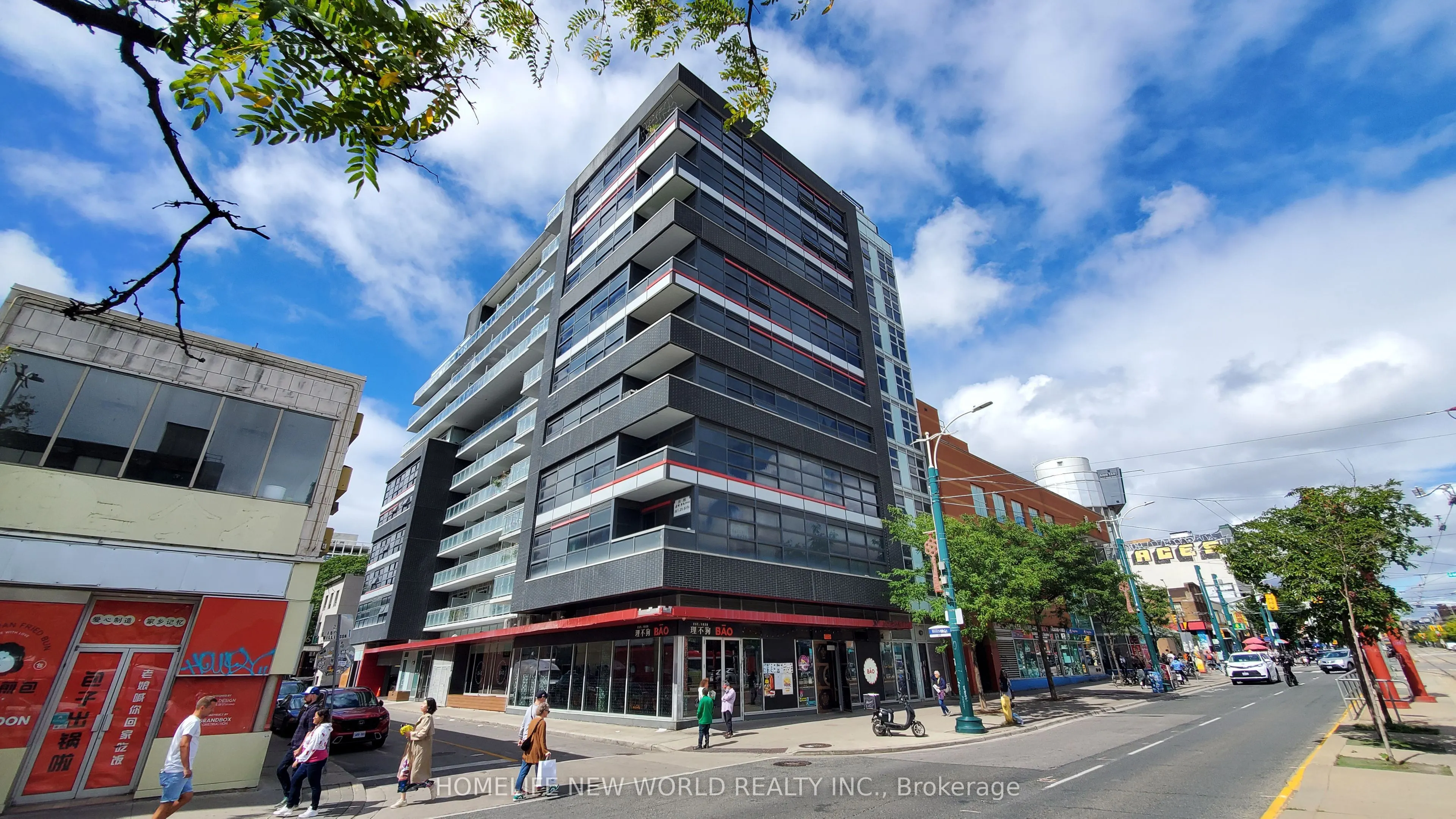 10 Willison Square, #602