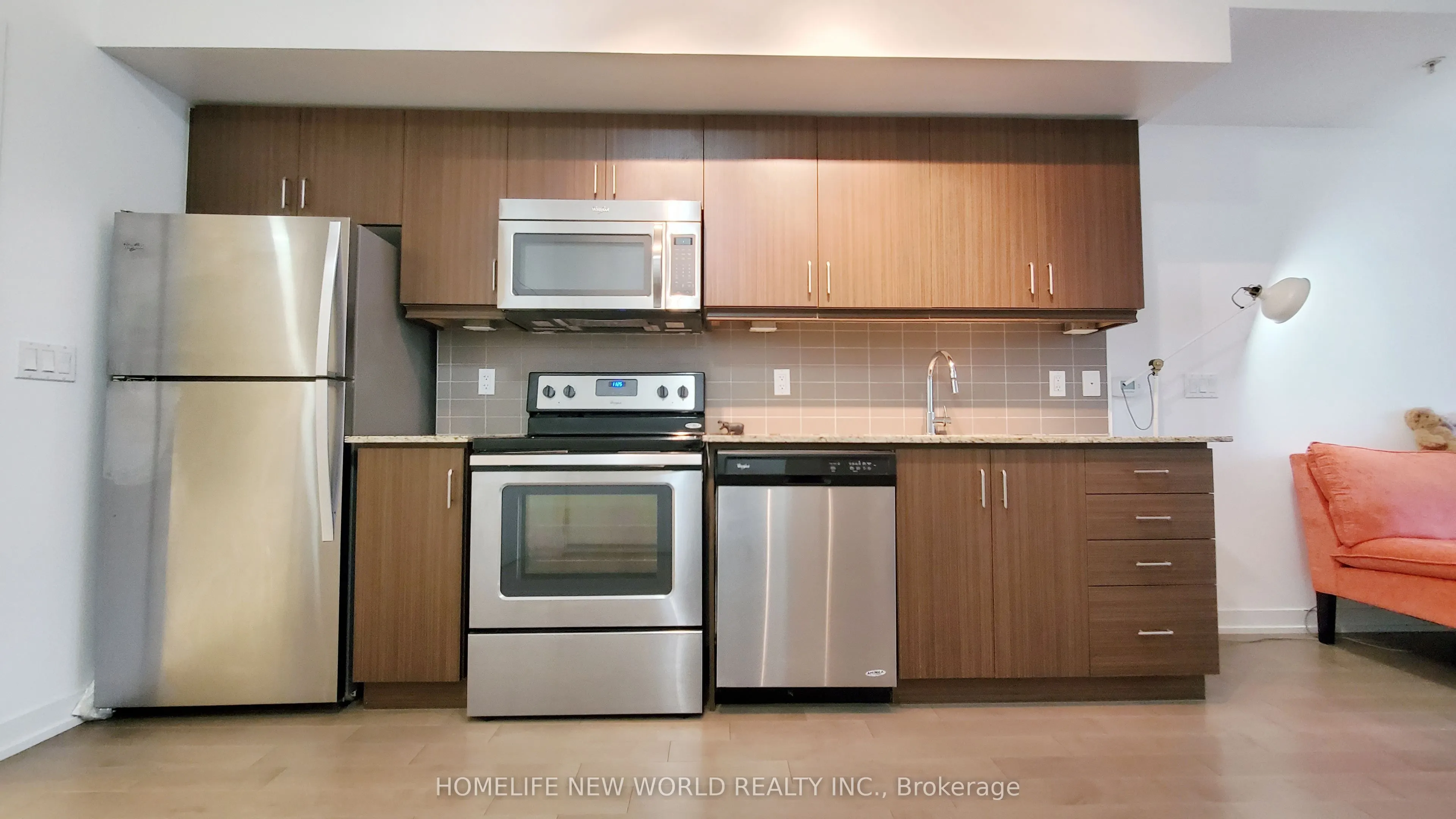 10 Willison Square, #602