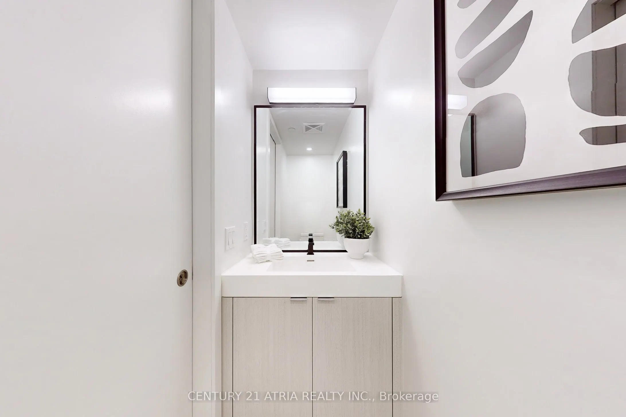 250 Lawrence Avenue W, #101