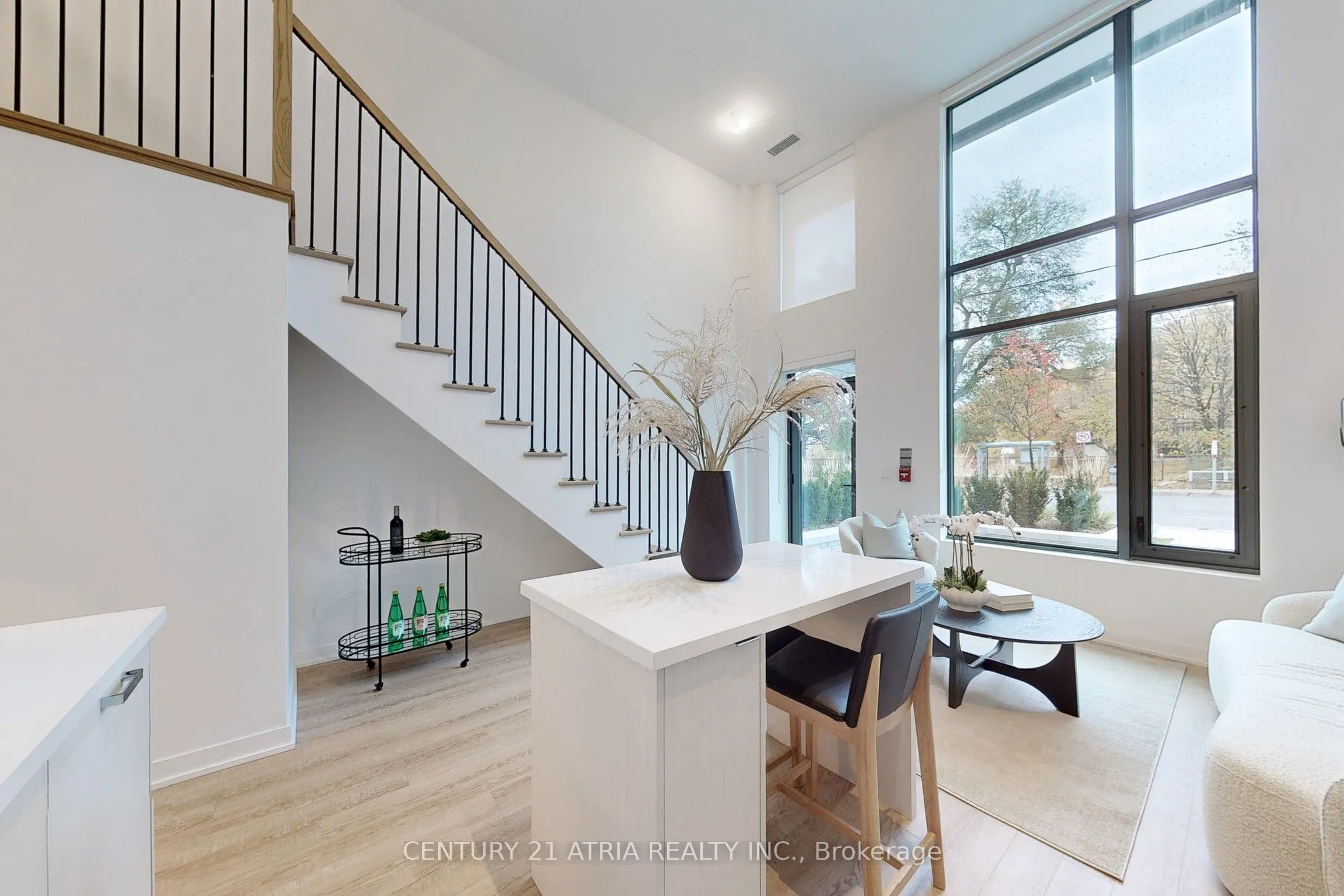 250 Lawrence Avenue W, #101