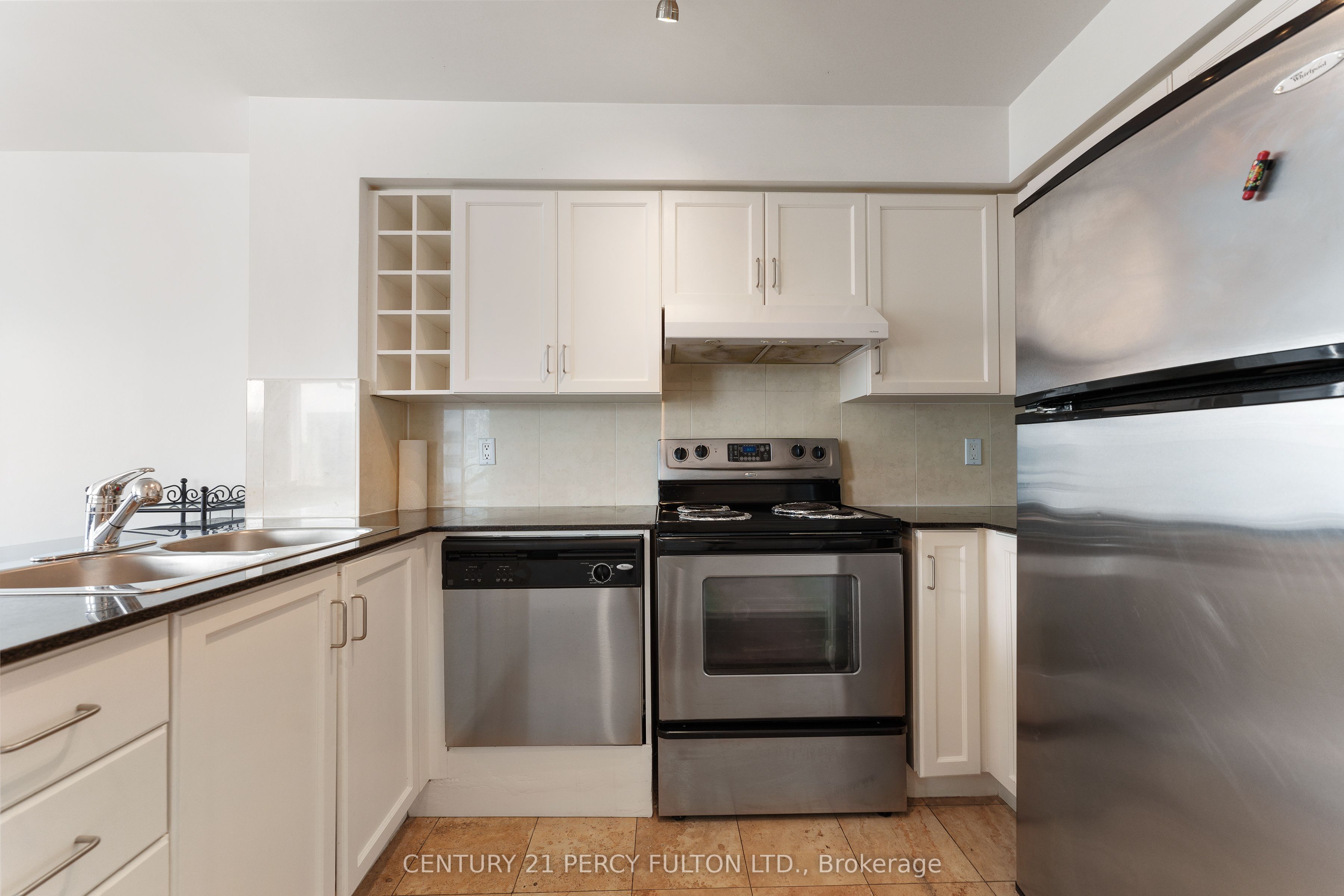 210 Victoria Street, #2411