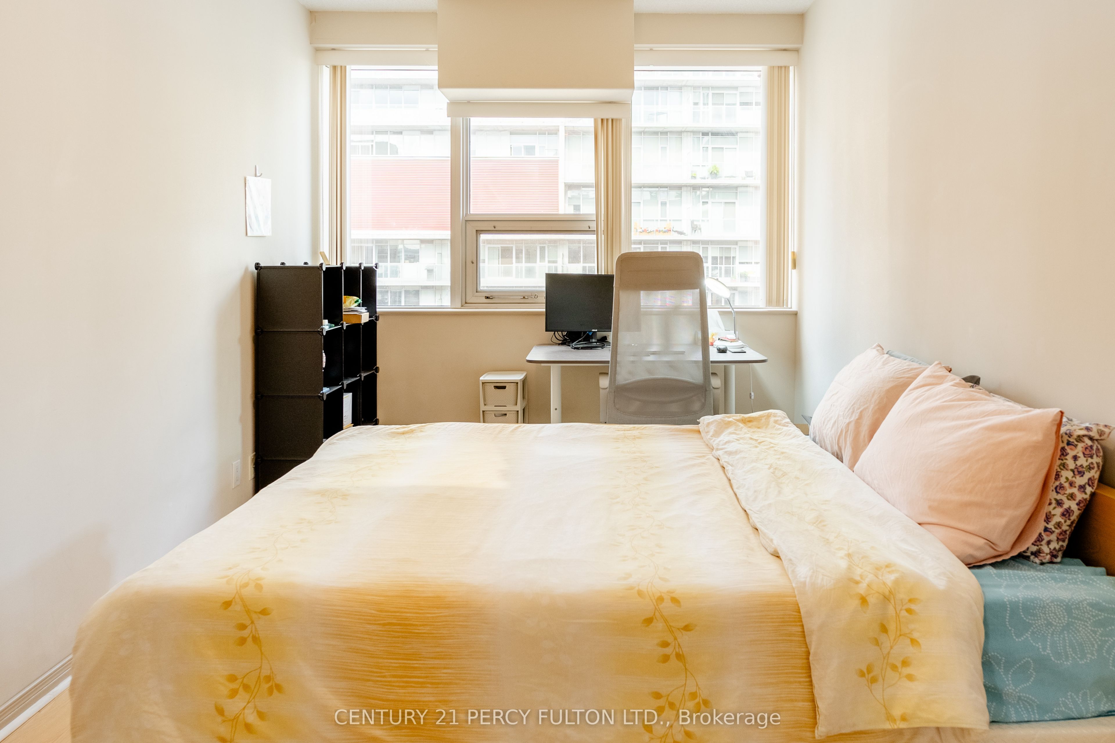 393 King Street W #1204