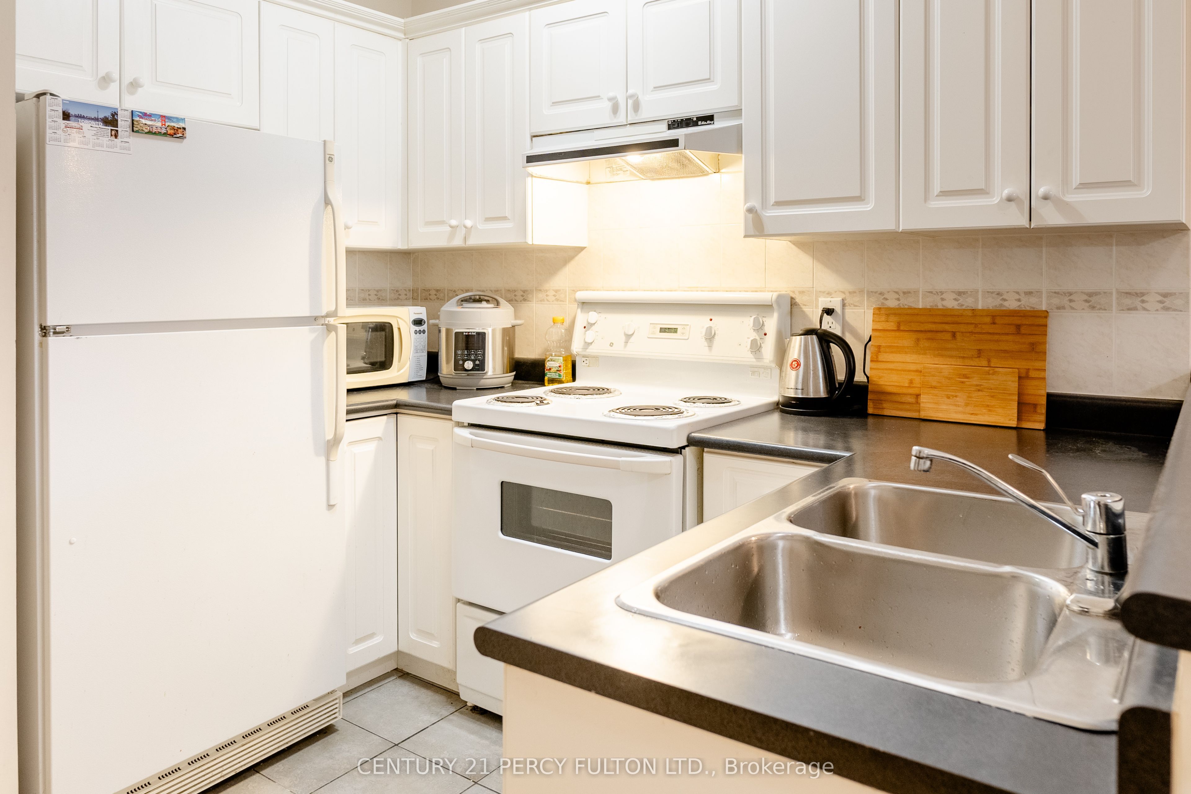 393 King Street W #1204