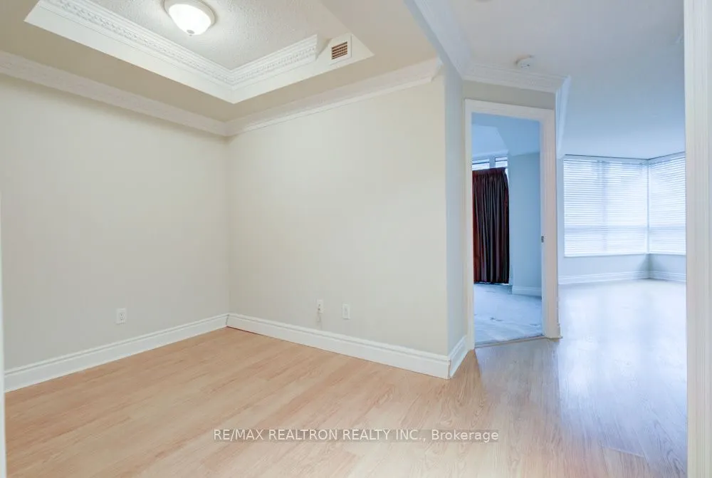 10 Northtown Way, #410