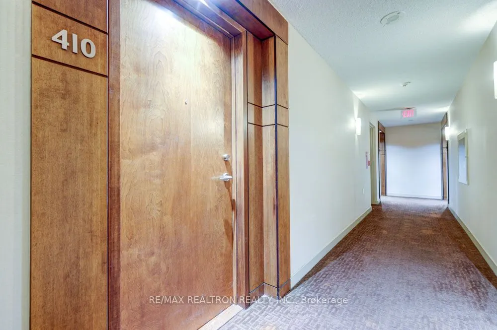 10 Northtown Way, #410
