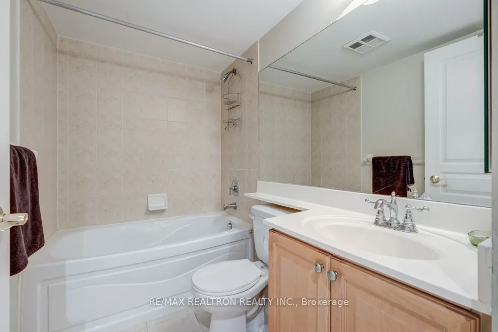 10 Northtown Way, #410