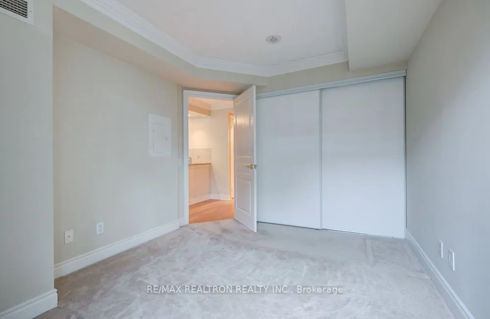10 Northtown Way, #410