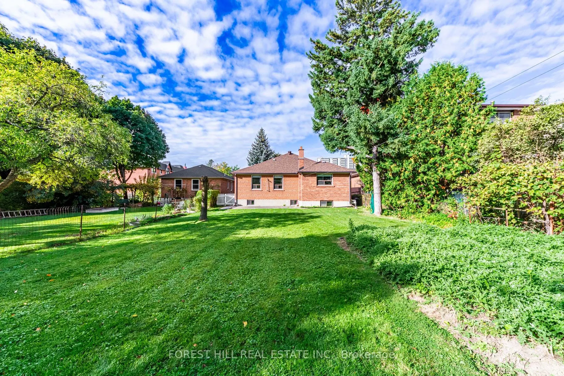 19 Tobruk Crescent