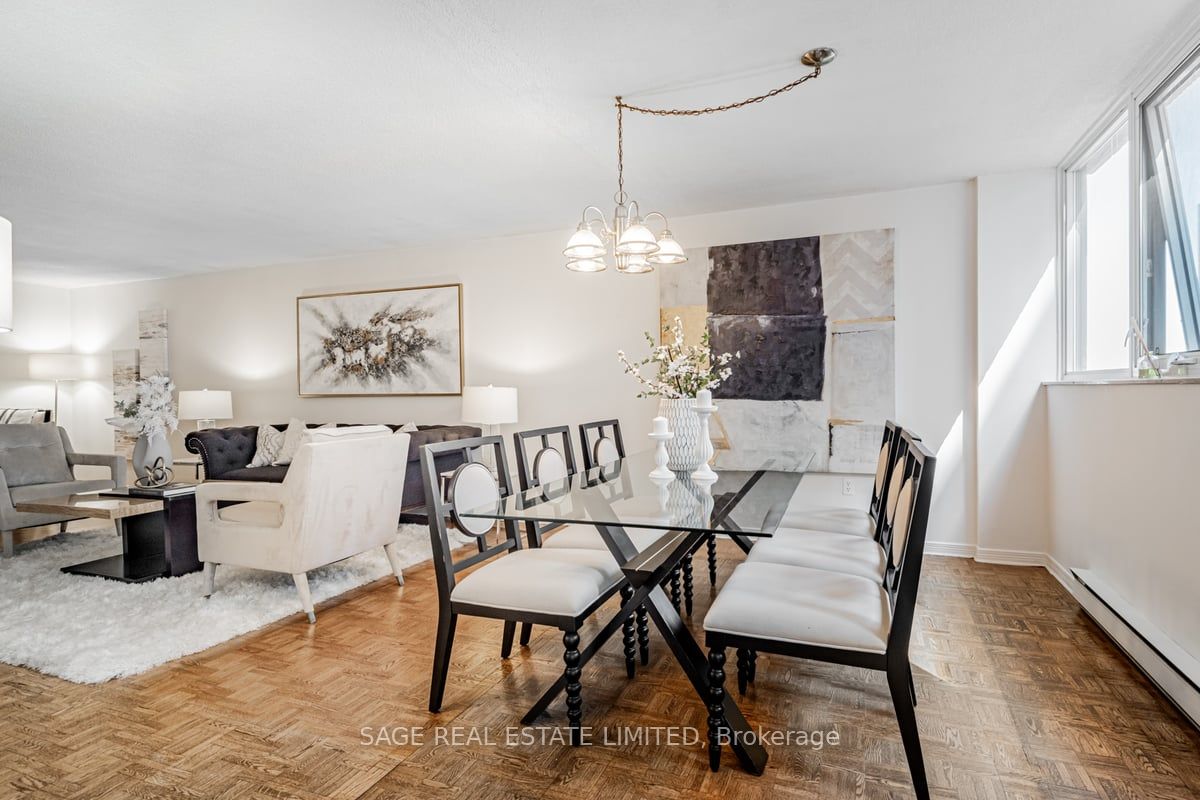 360 Bloor Street E #1007