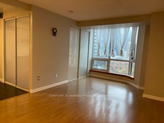 1055 Bay Street, #1904
