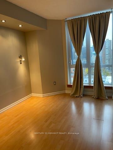 1055 Bay Street, #1904