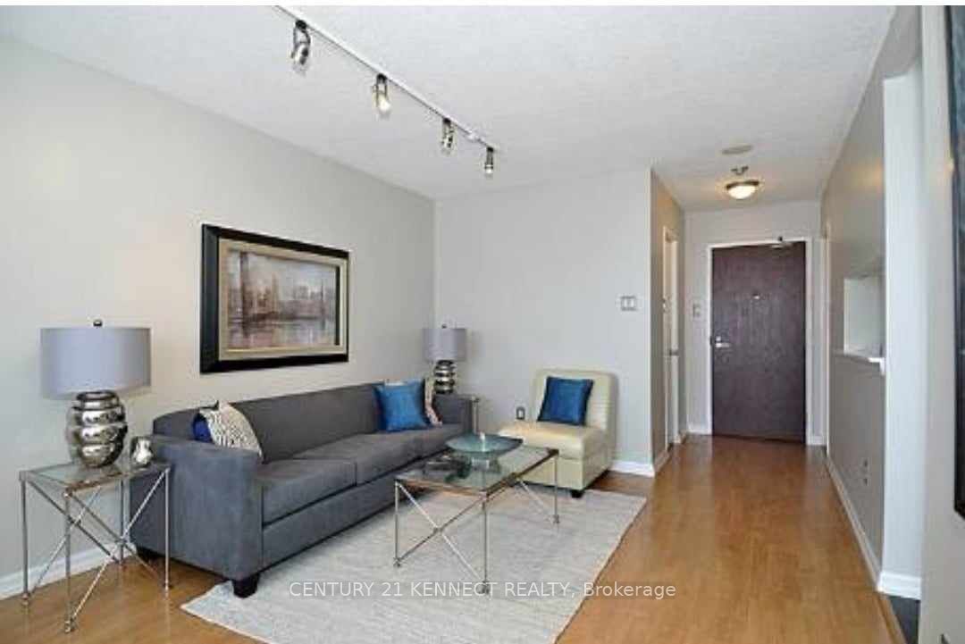 1055 Bay Street, #1904