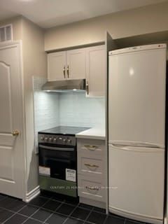 1055 Bay Street, #1904