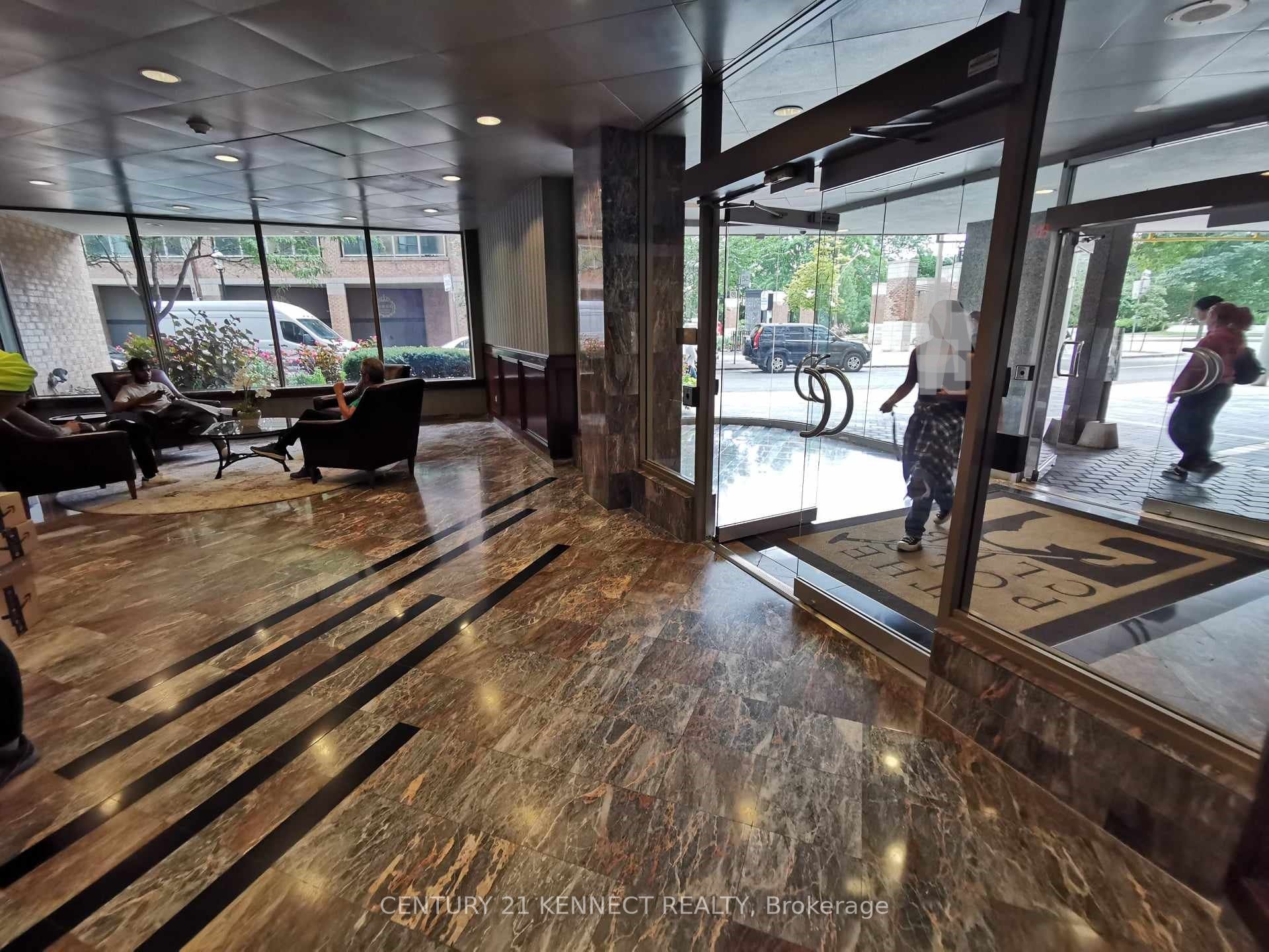 1055 Bay Street, #1904