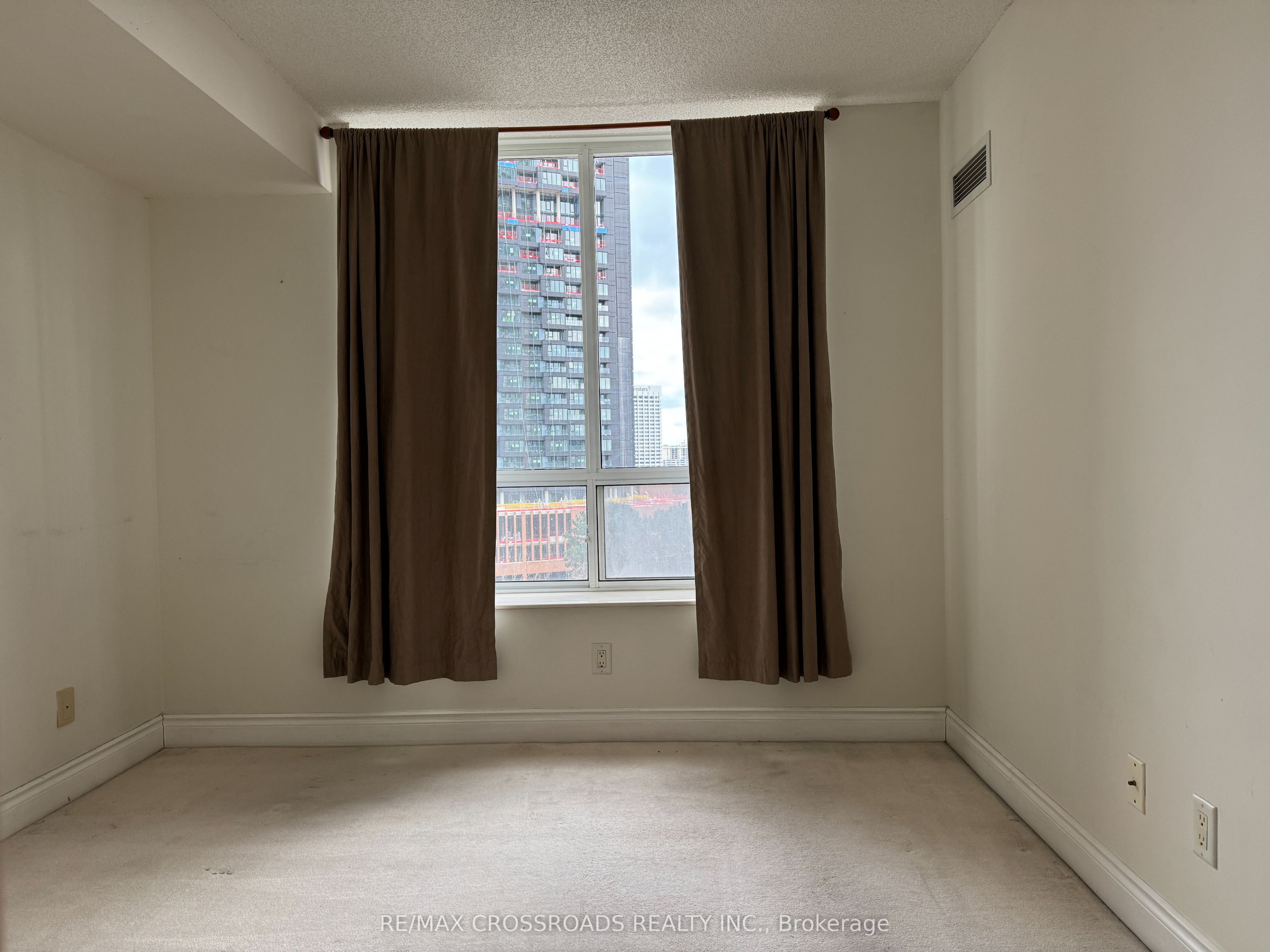 1103 Leslie Street, #802