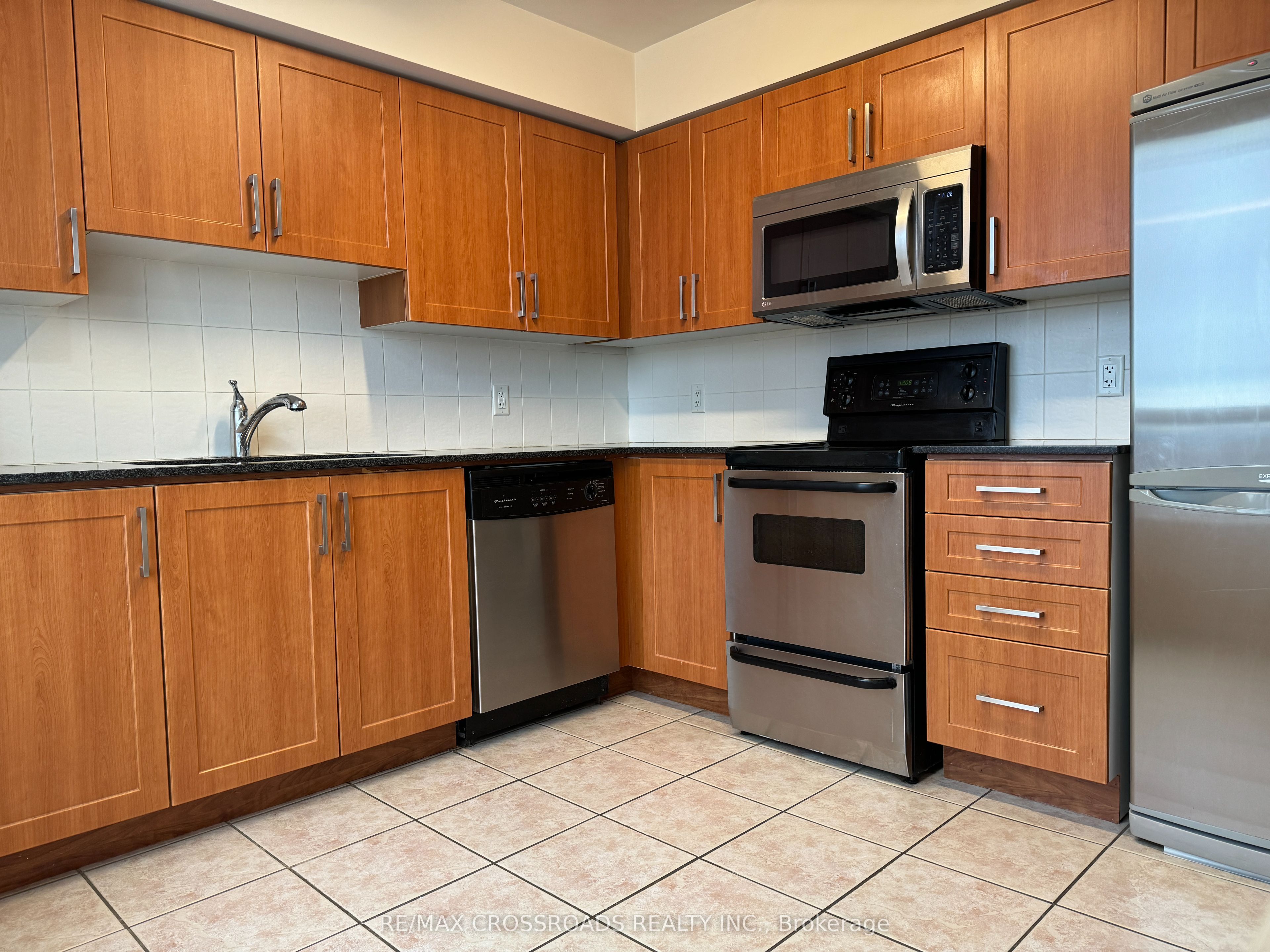 1103 Leslie Street, #802
