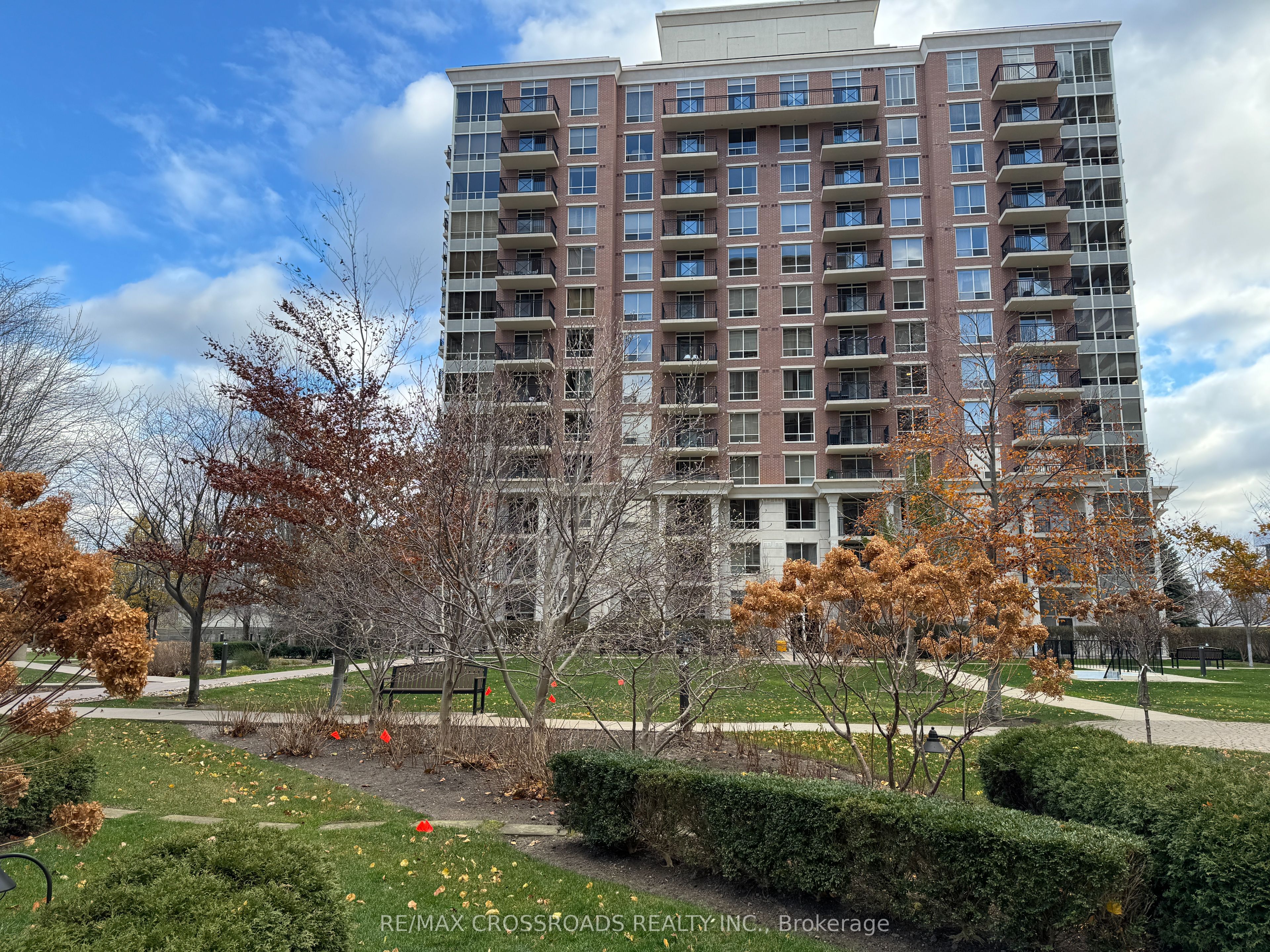1103 Leslie Street, #802