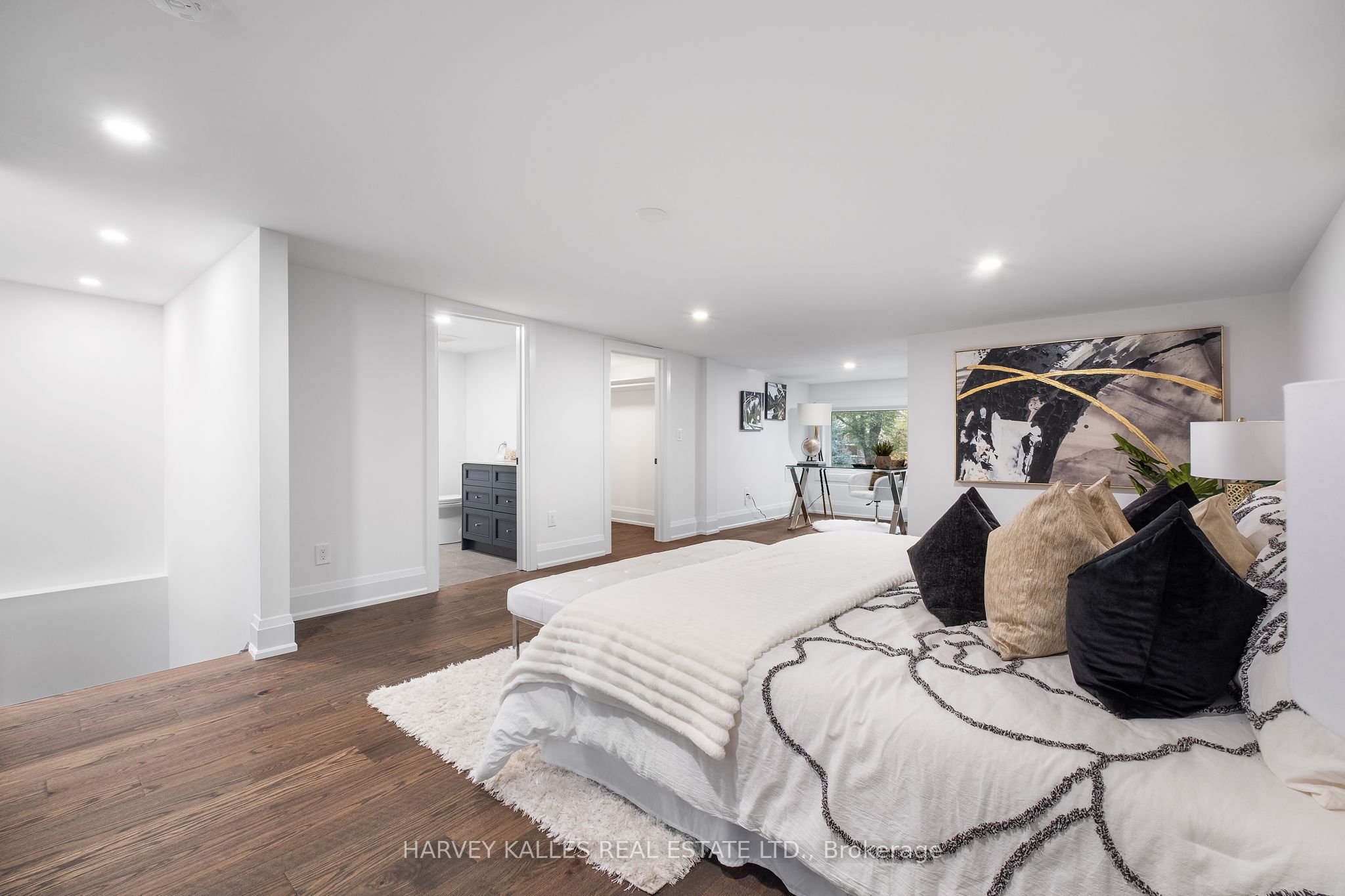 188 Keewatin Avenue