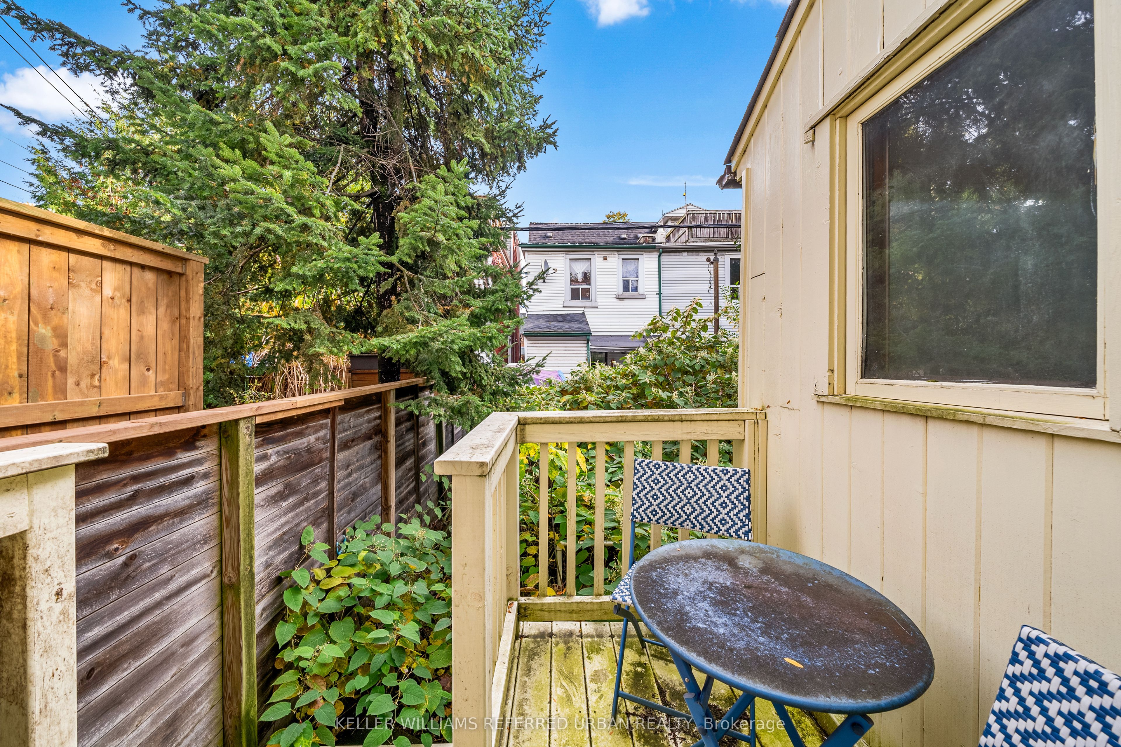 123 Gore Vale Avenue