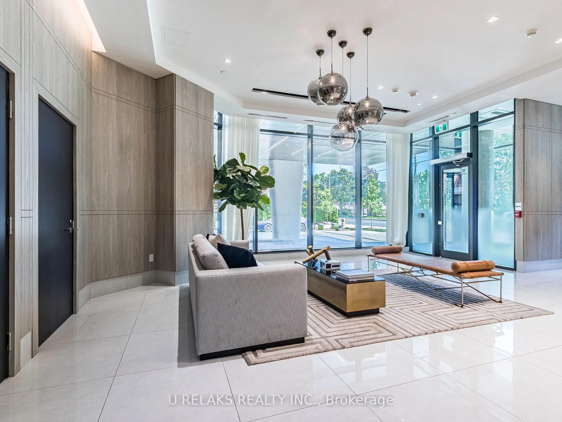 250 LAWRENCE Avenue W #416