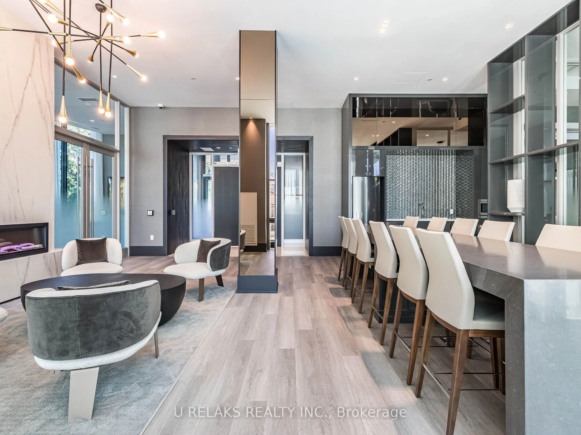 250 LAWRENCE Avenue W #416