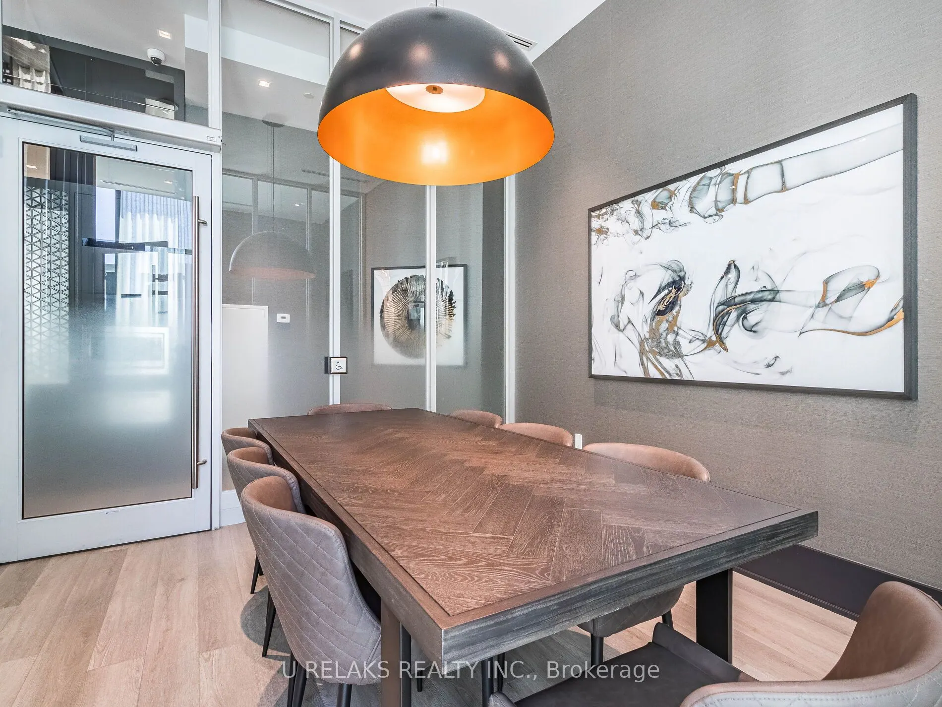 250 LAWRENCE Avenue W #416