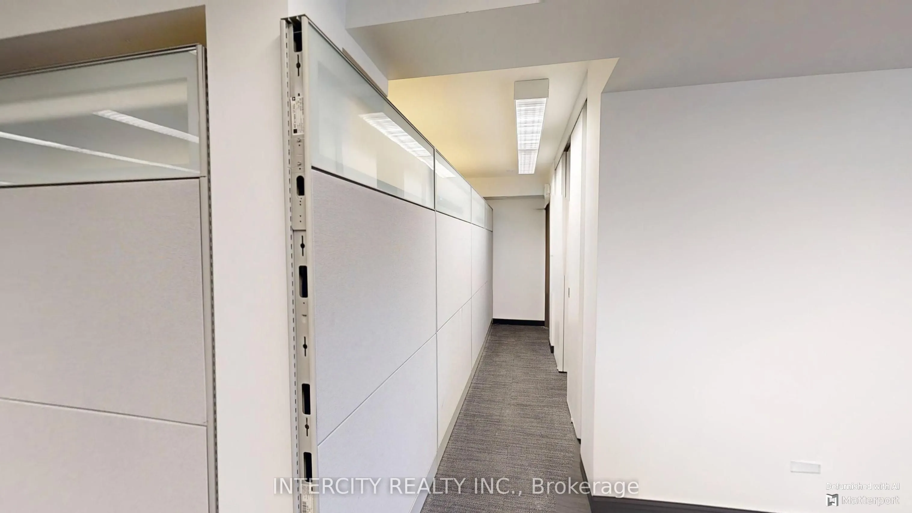 627 Bloor Street W, #2/F