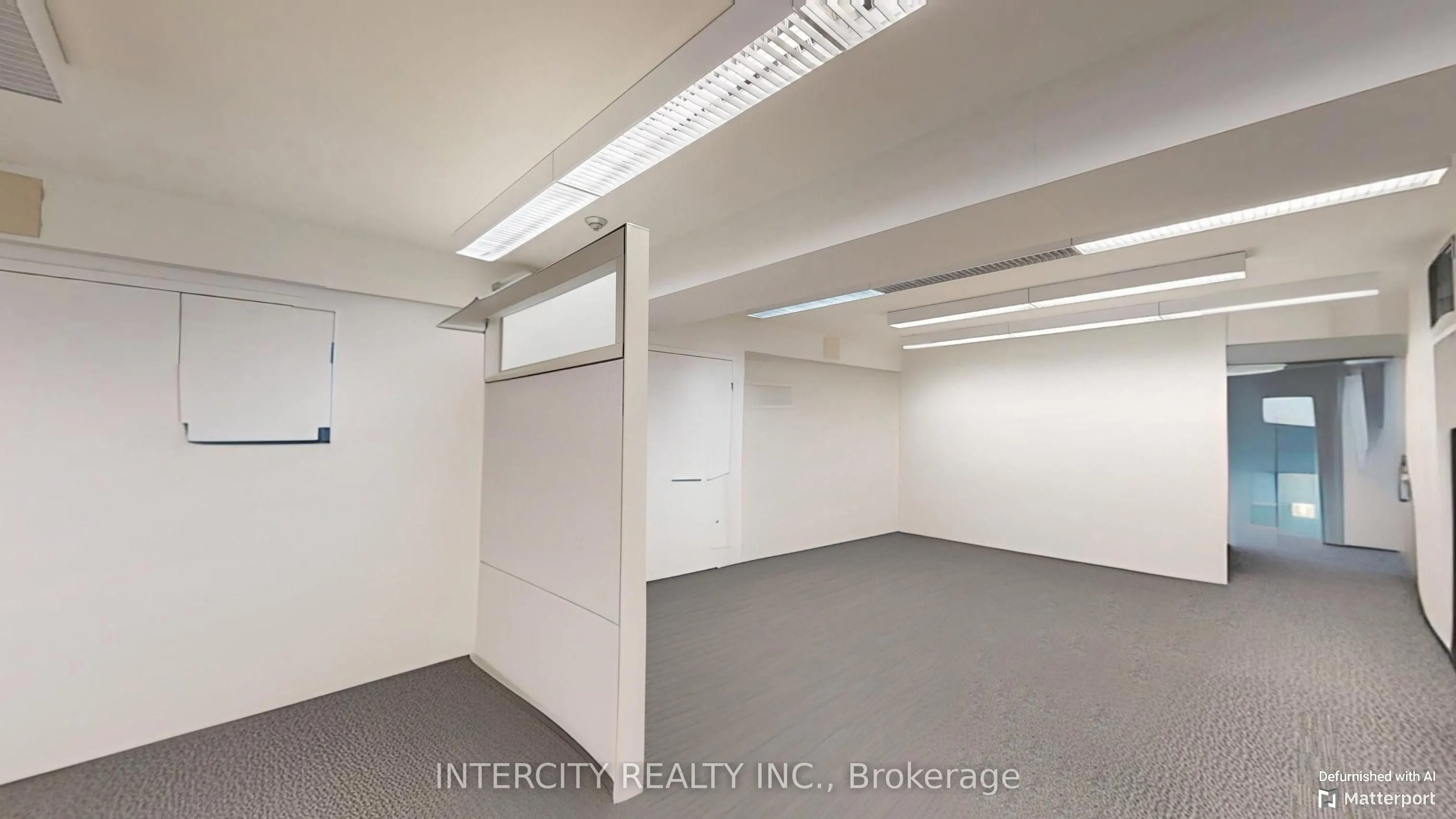 627 Bloor Street W, #2/F