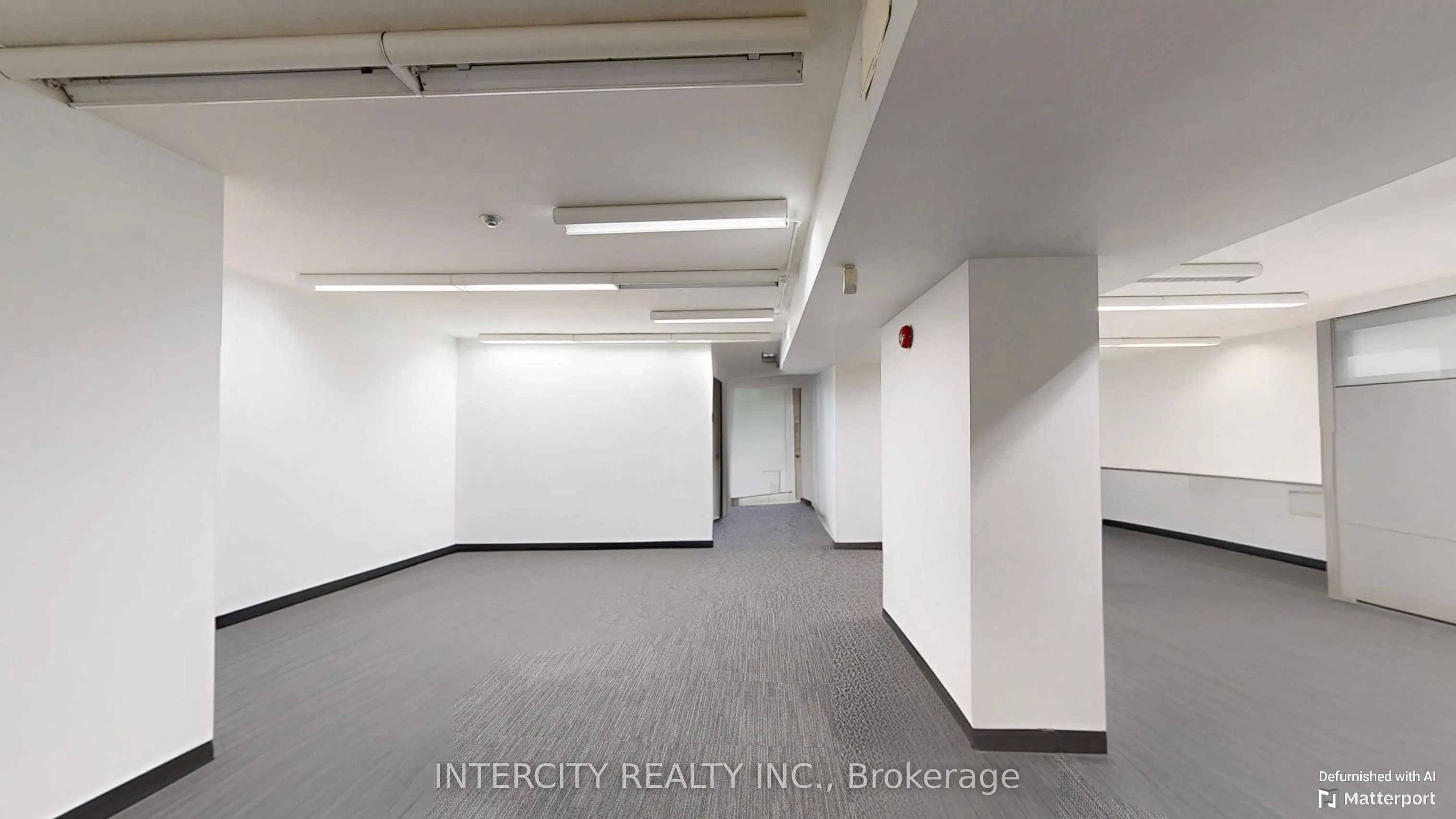 627 Bloor Street W, #2/F