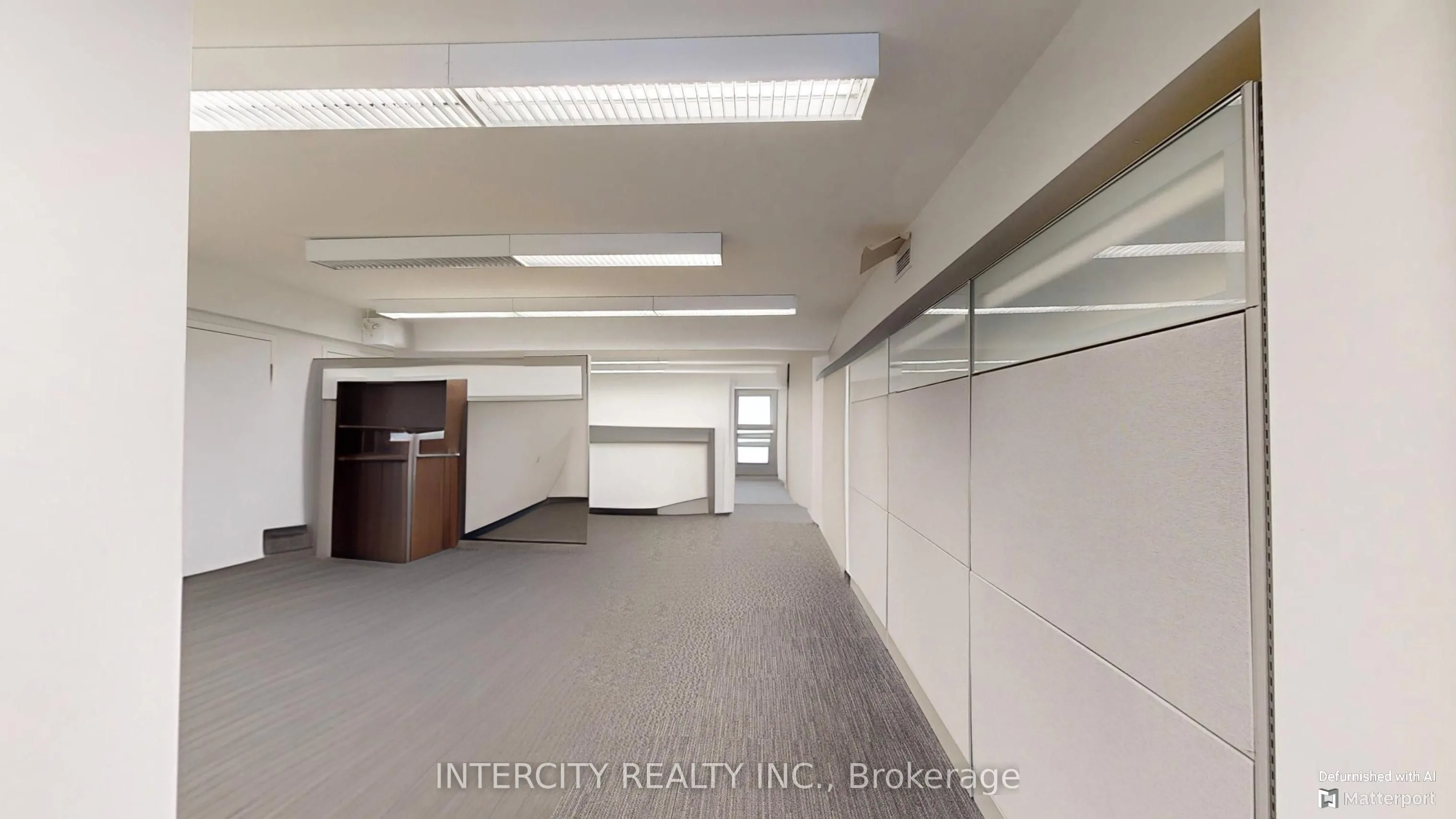 627 Bloor Street W, #2/F