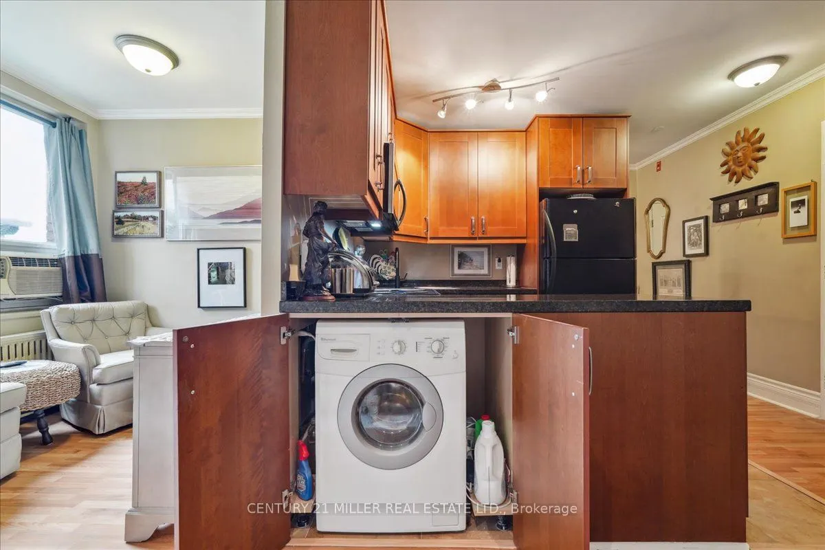 2550 Bathurst Street, #103