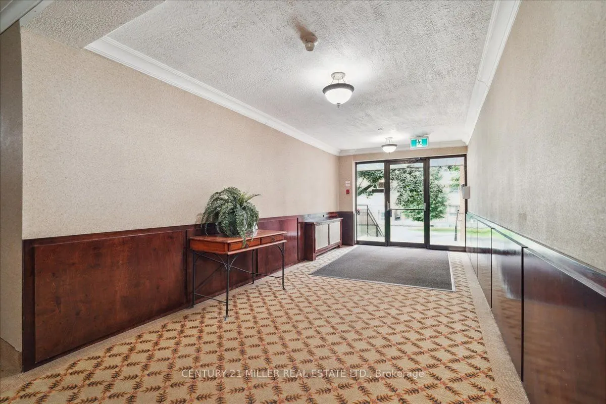 2550 Bathurst Street, #103