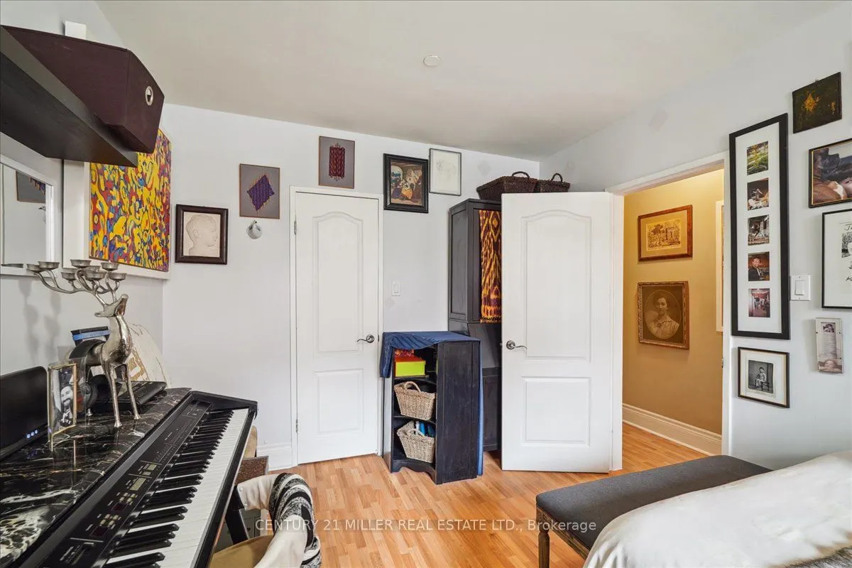 2550 Bathurst Street, #103