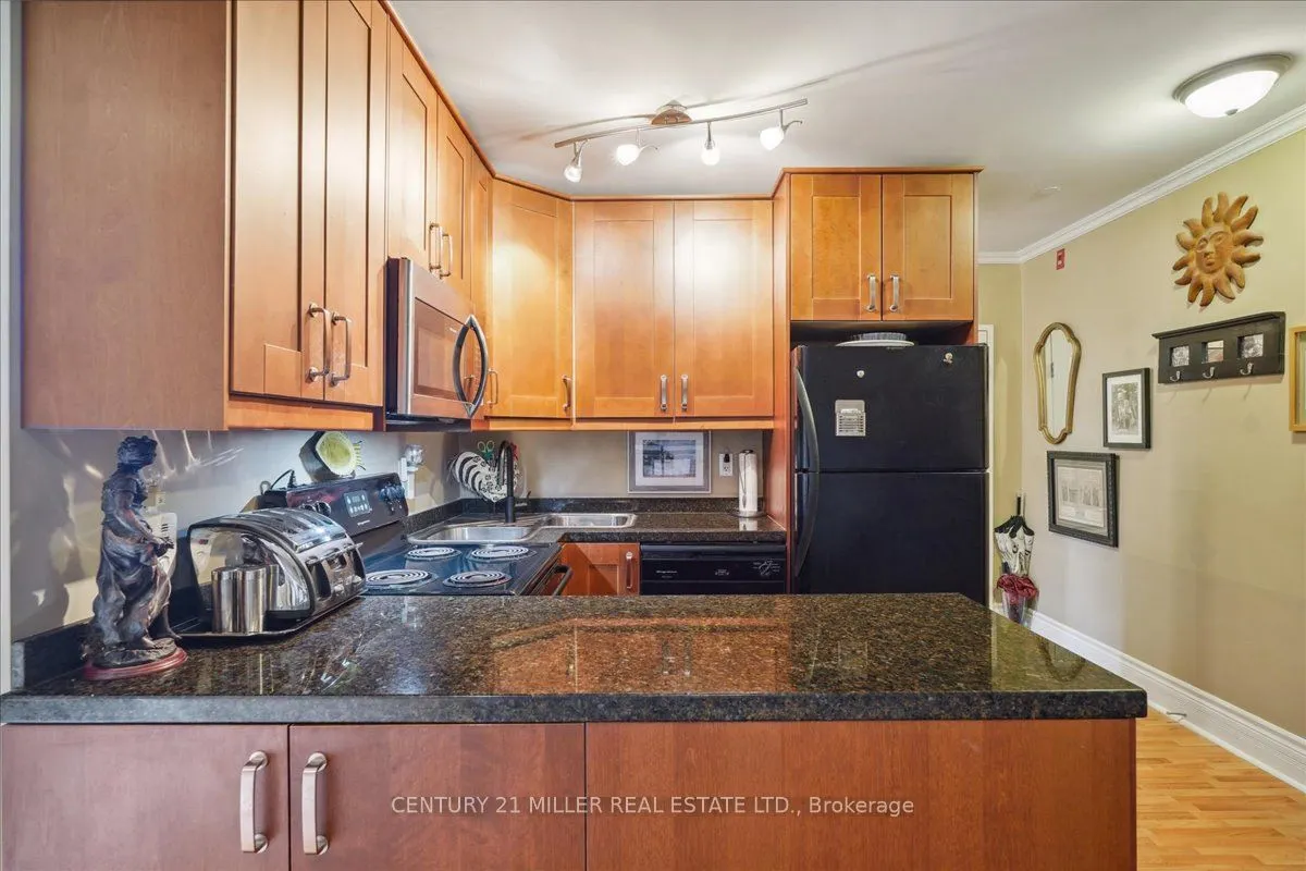 2550 Bathurst Street, #103