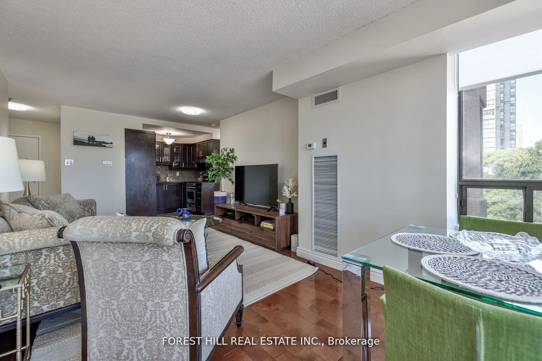 117 Gerrard Street, #503
