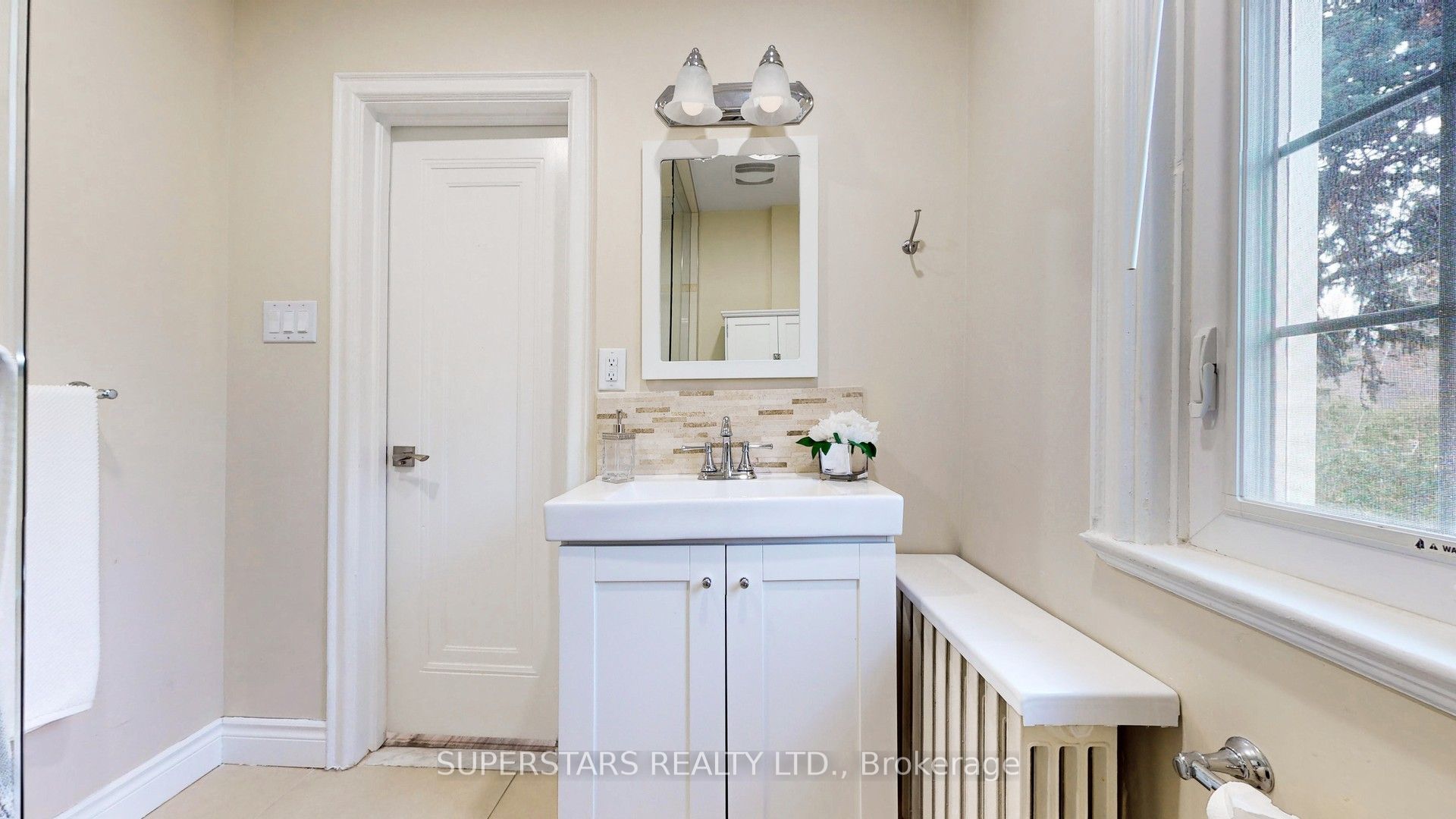 603 Spadina Road