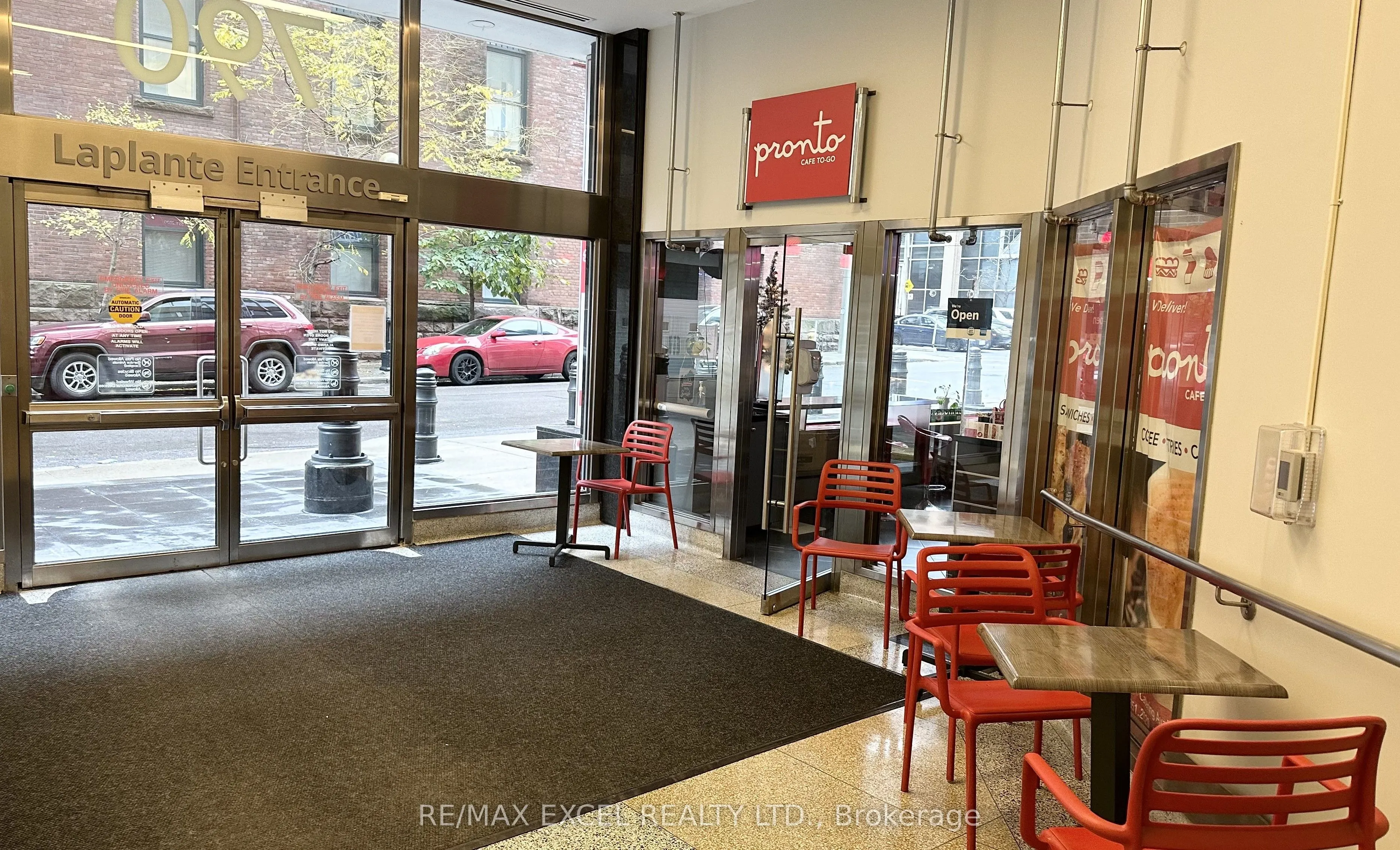 790 bay Street, #100