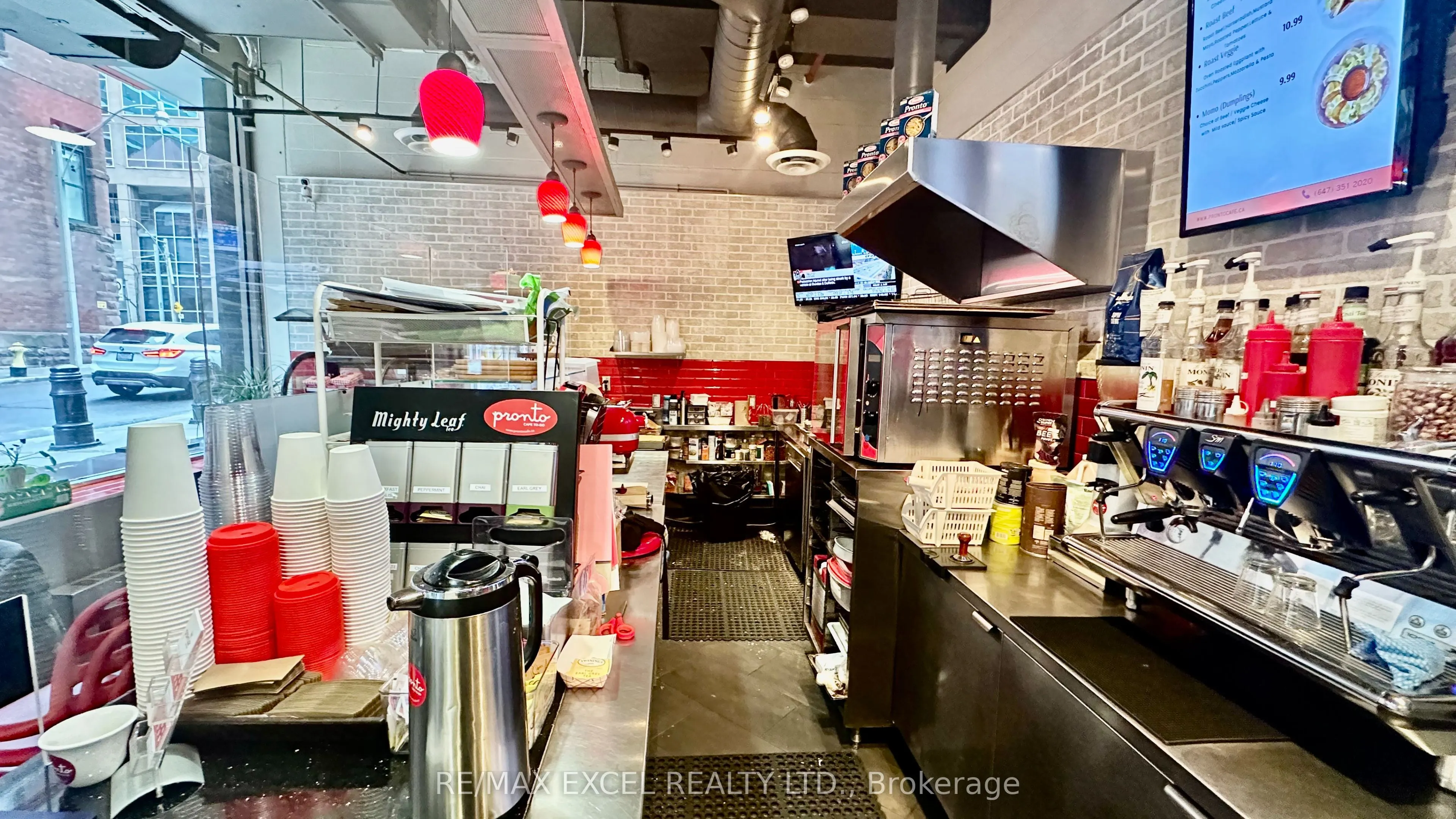 790 bay Street, #100